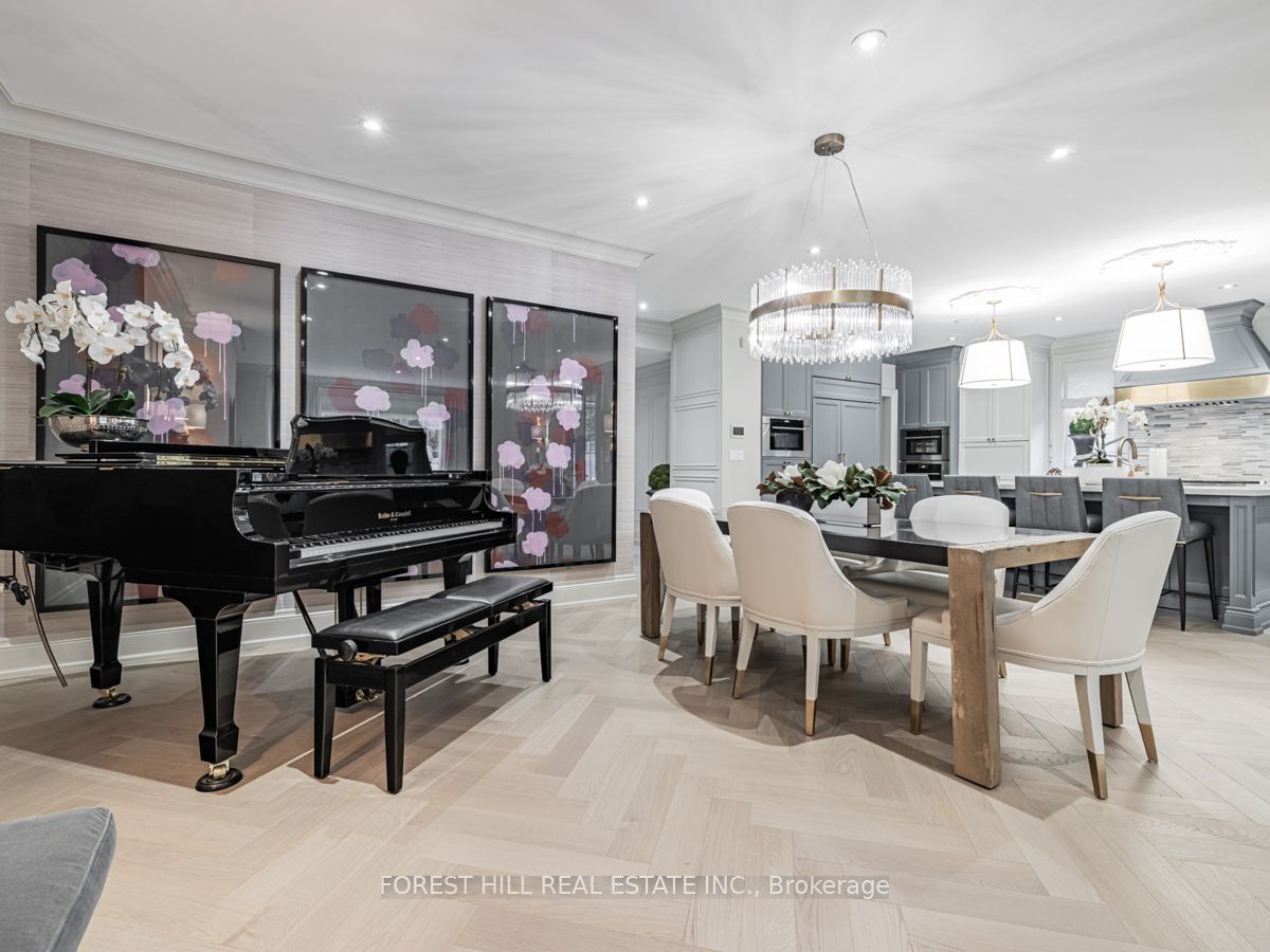17 Hillholm Road Property Photo 16