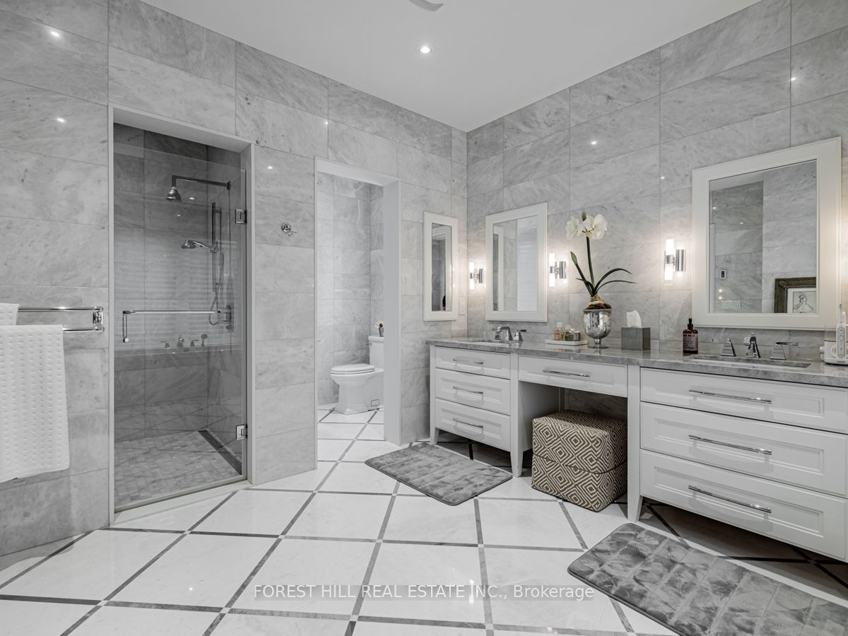 17 Hillholm Road Property Photo 26