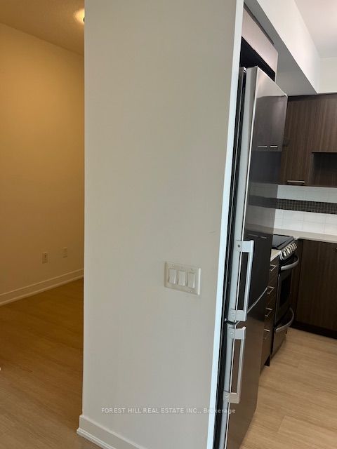 #1501 - 320 Tweedsmuir Avenue Property Photo 9