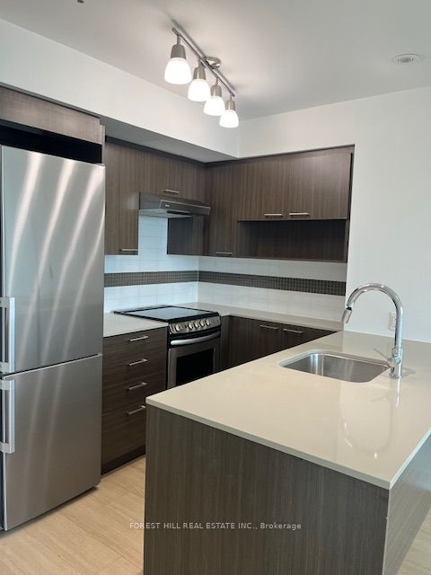 #1501 - 320 Tweedsmuir Avenue Property Photo 12