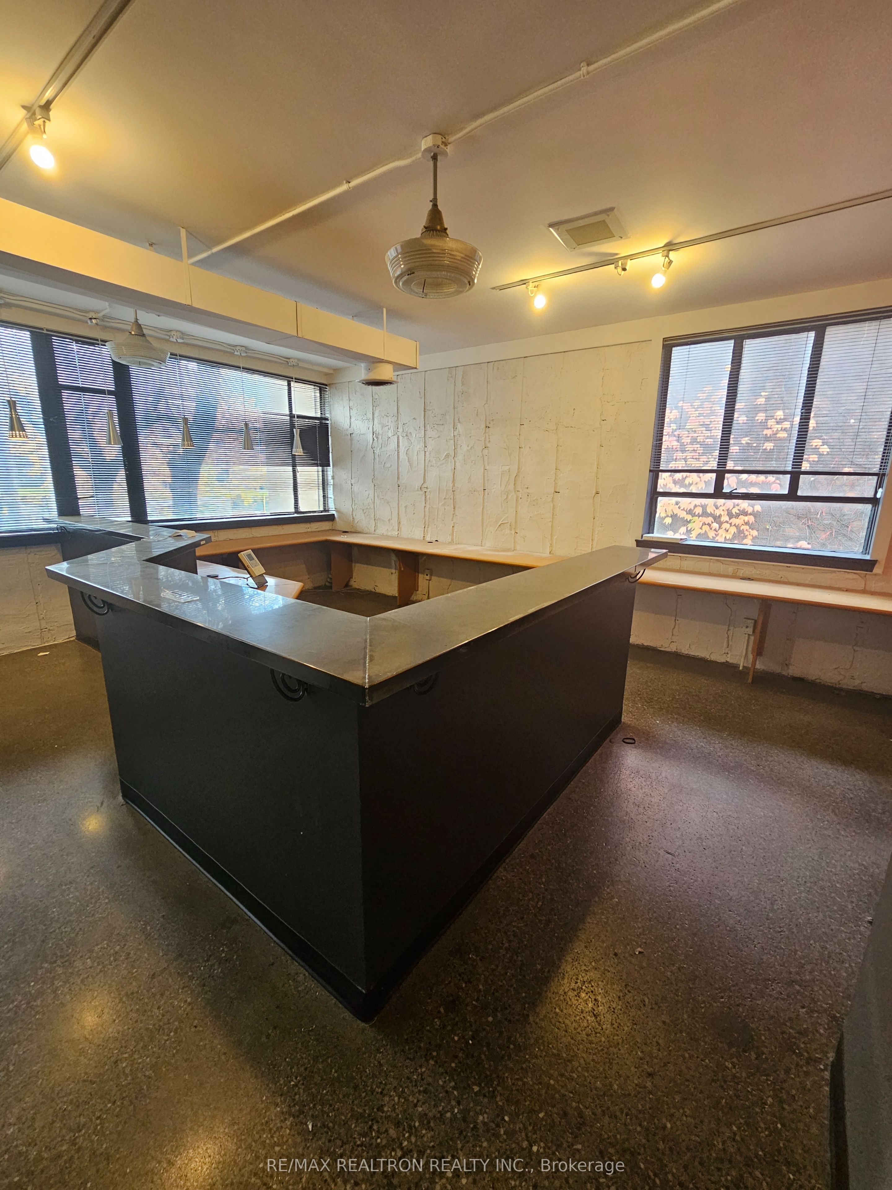 290 Merton Street Property Photo 2