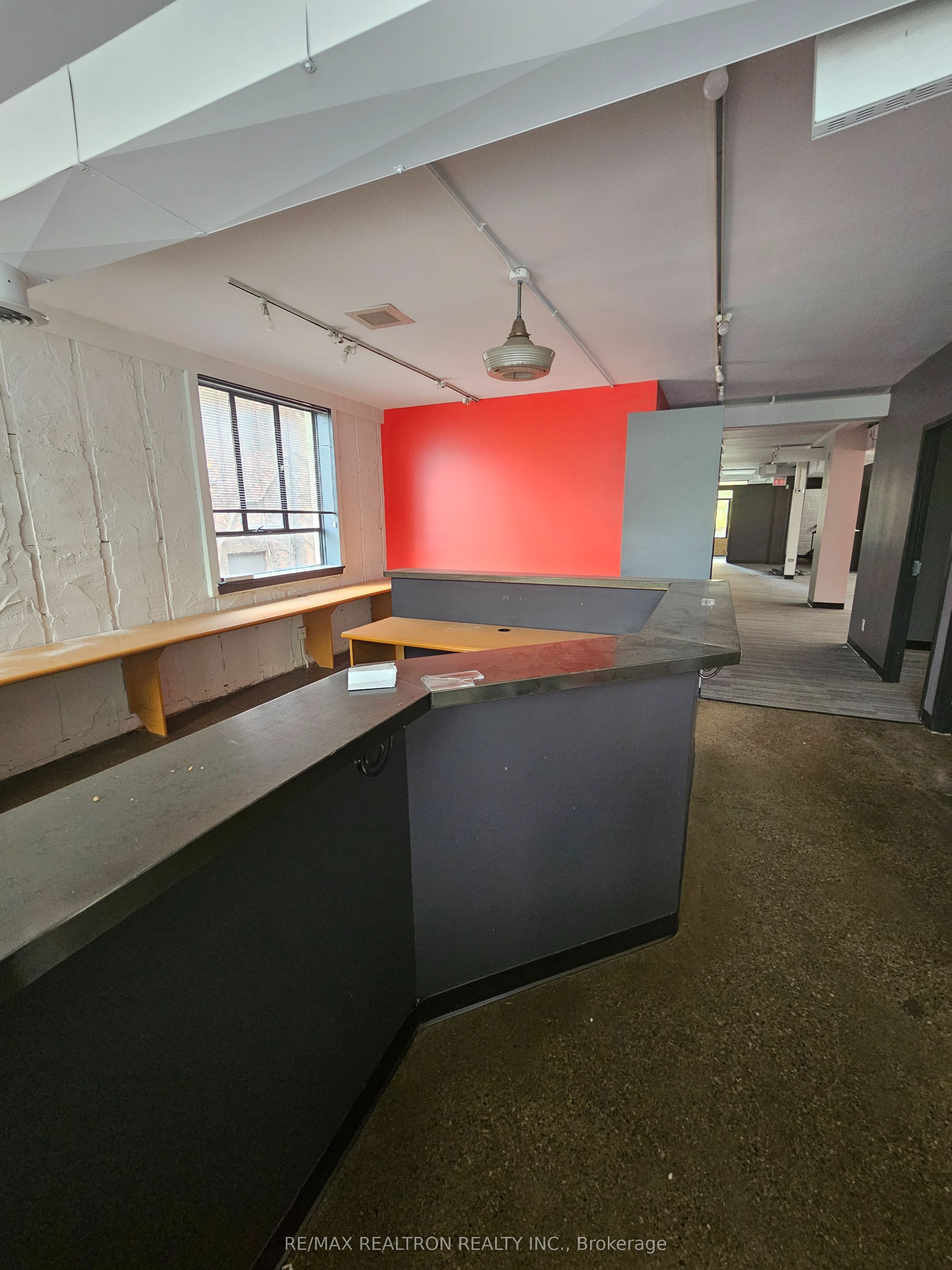 290 Merton Street Property Photo 3