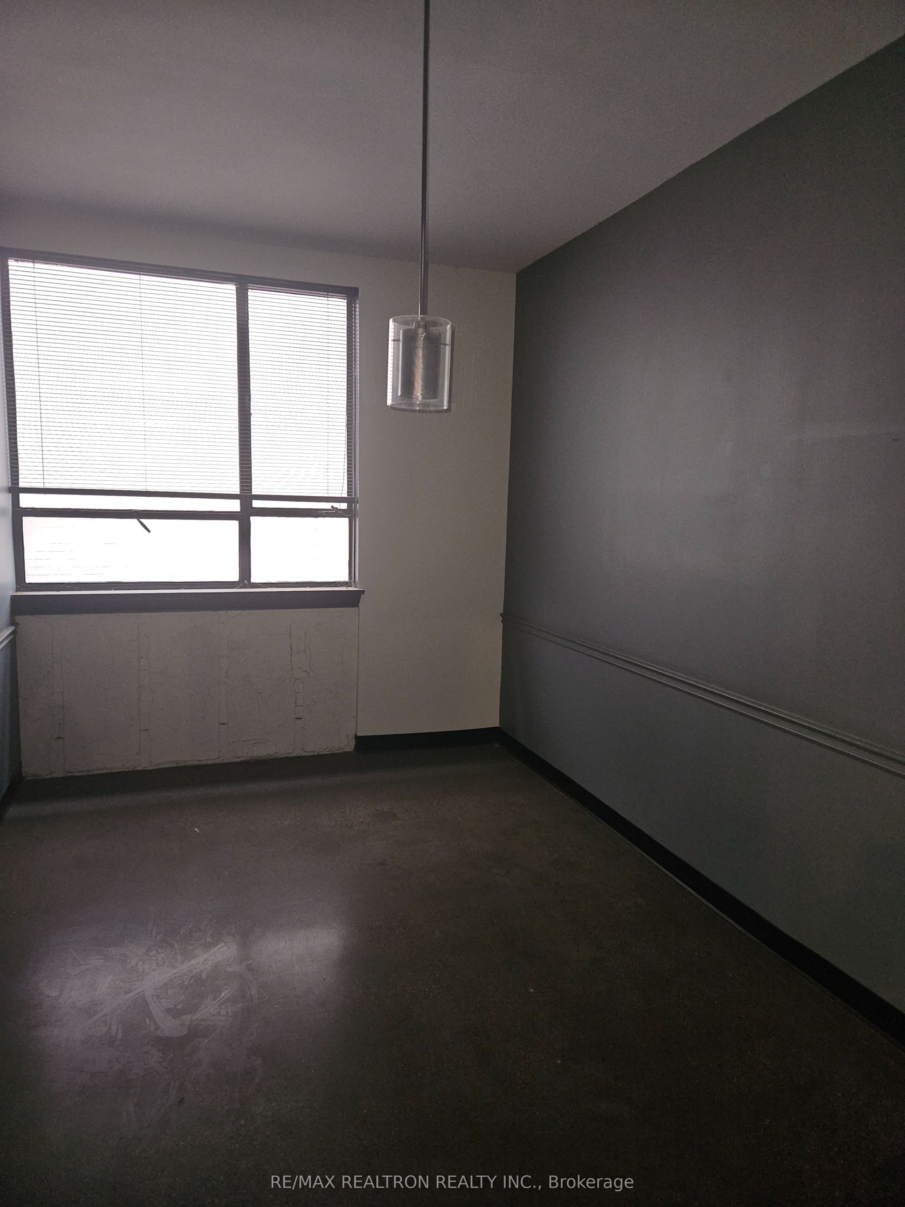 290 Merton Street Property Photo 4