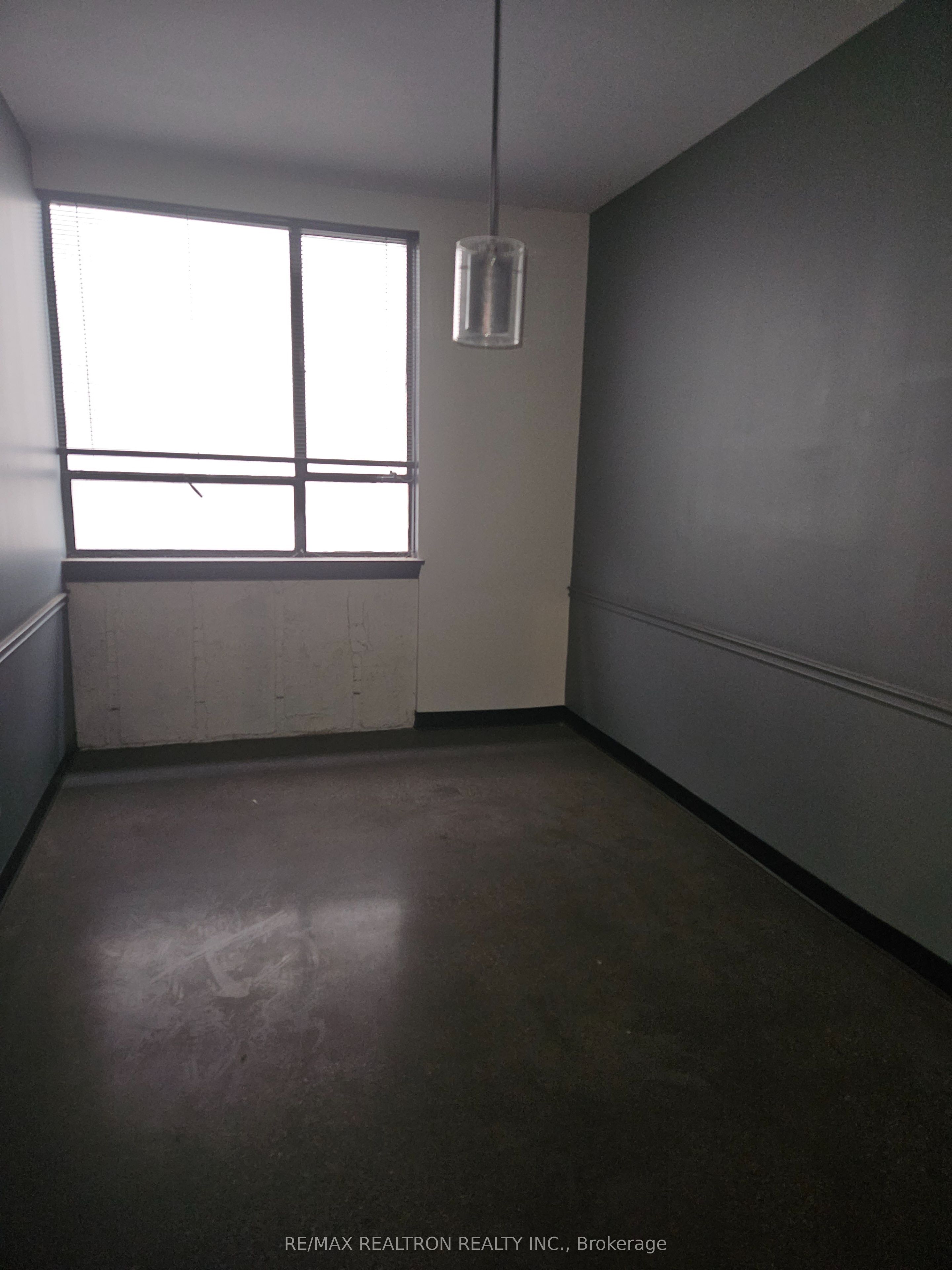 290 Merton Street Property Photo 9