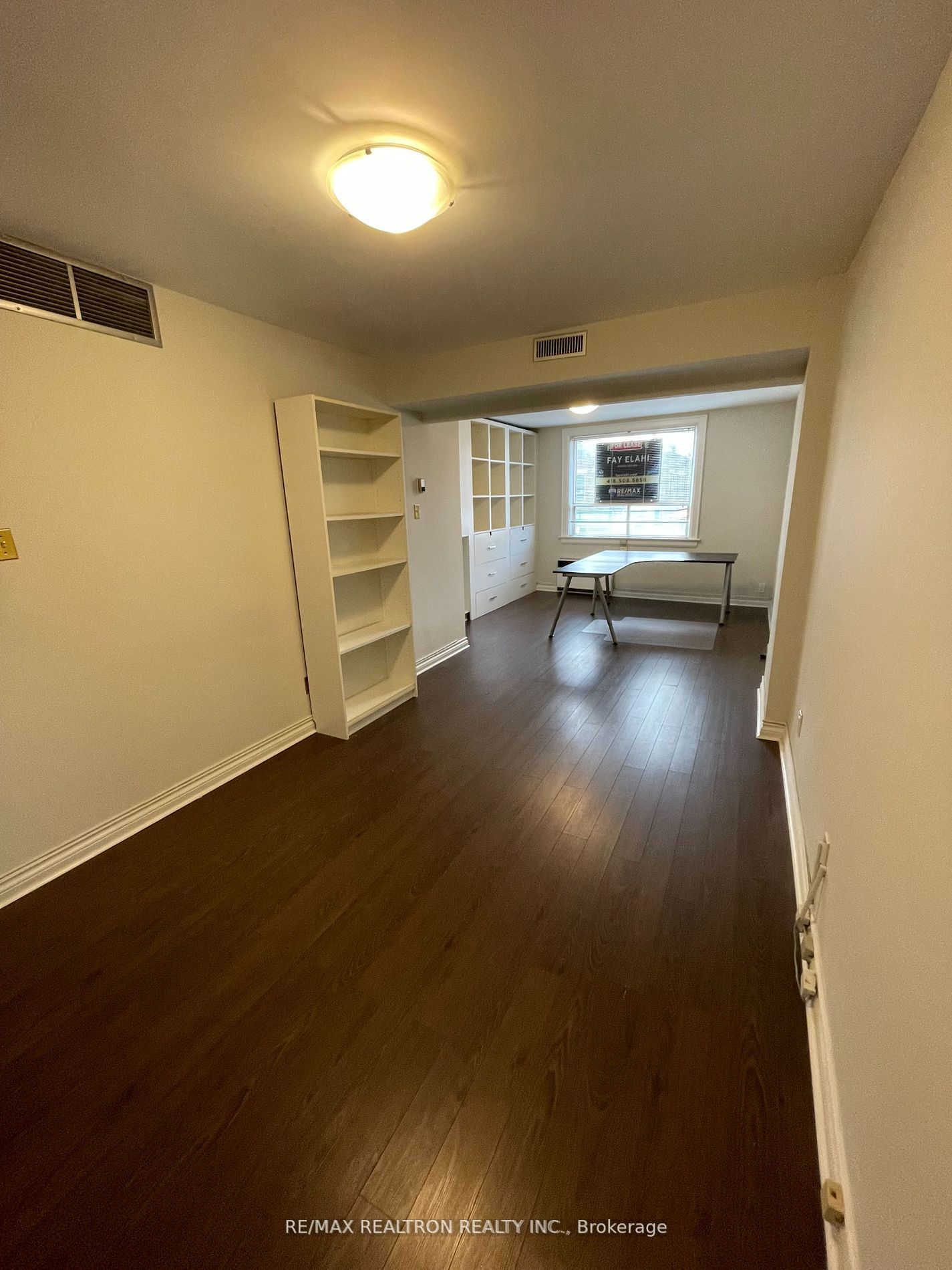 3329a Yonge Street Property Photo 2