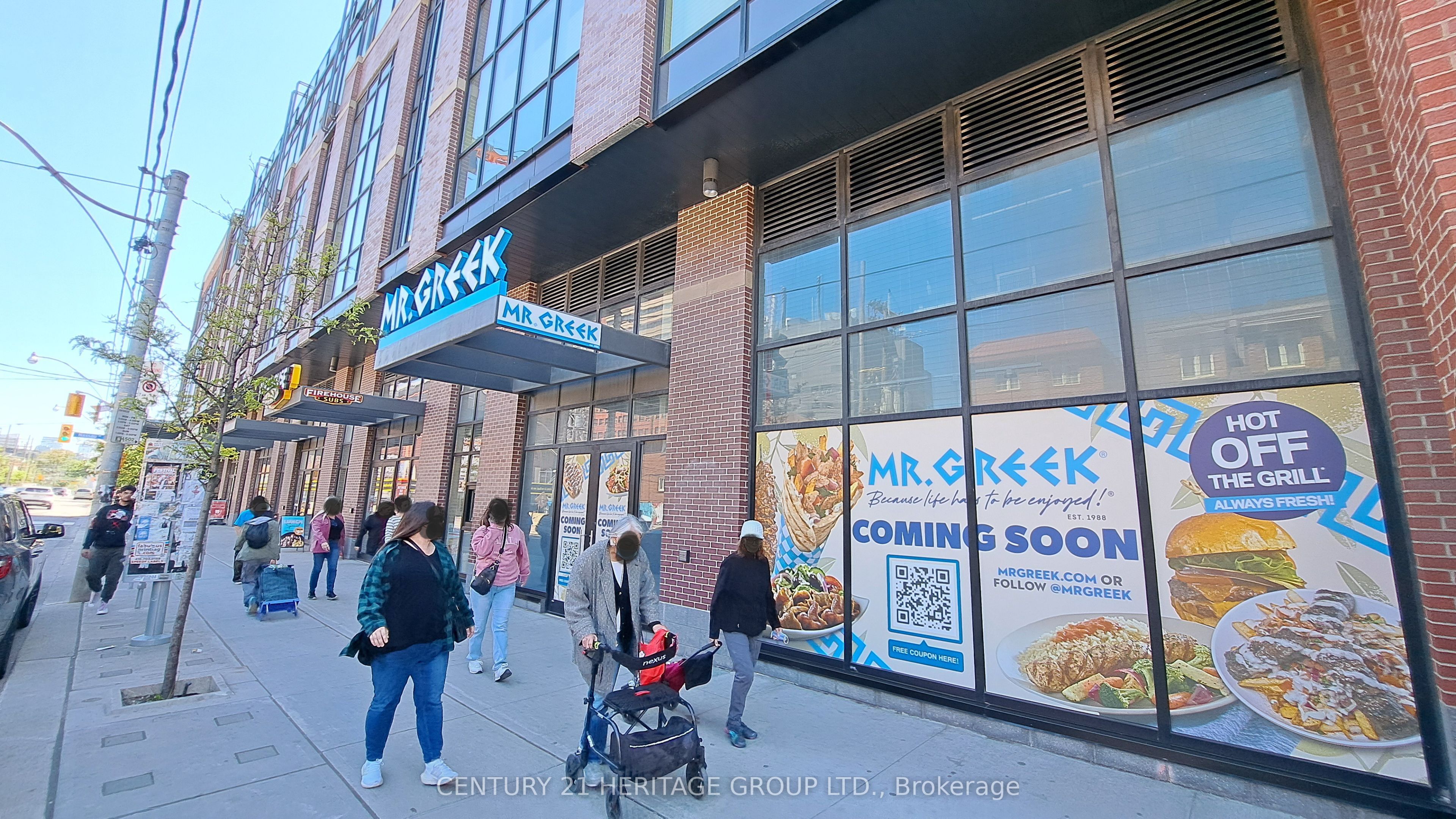 #xla3 - 410 Bathurst Street Property Photo 2