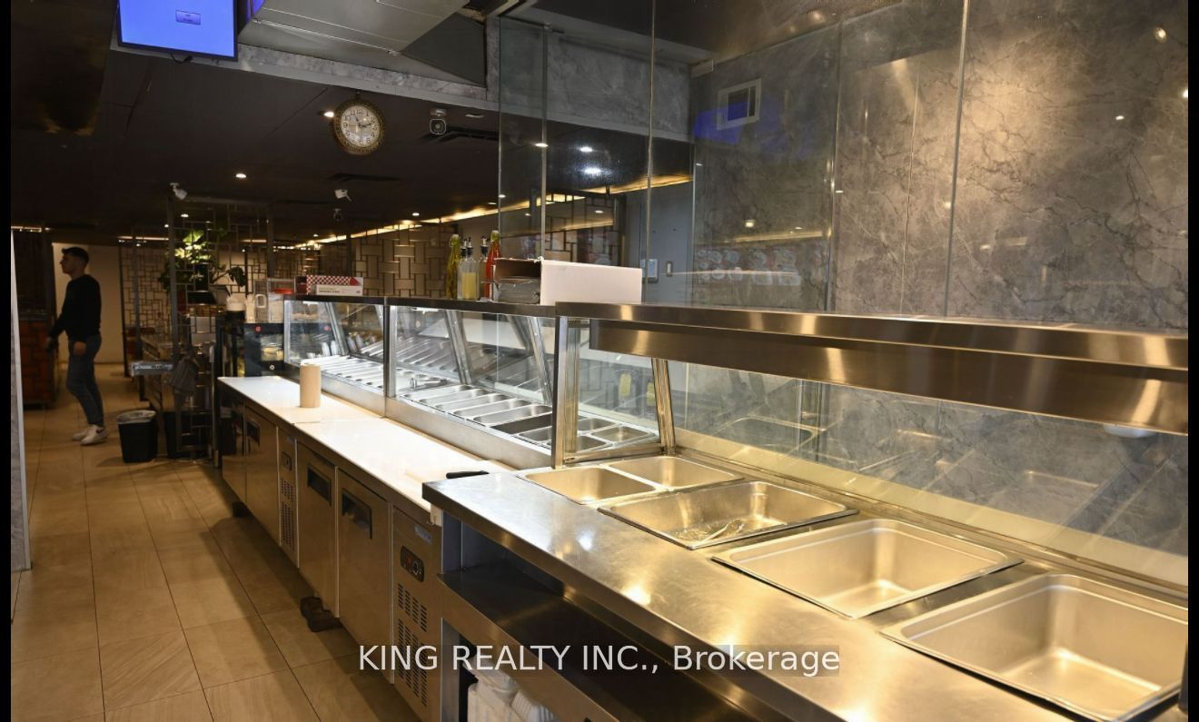 604 Queen Street Property Photo 11