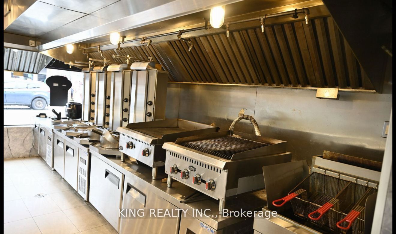 604 Queen Street Property Photo 15