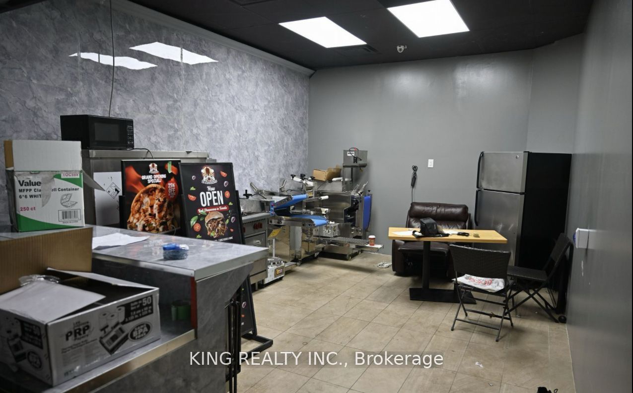 604 Queen Street Property Photo 18