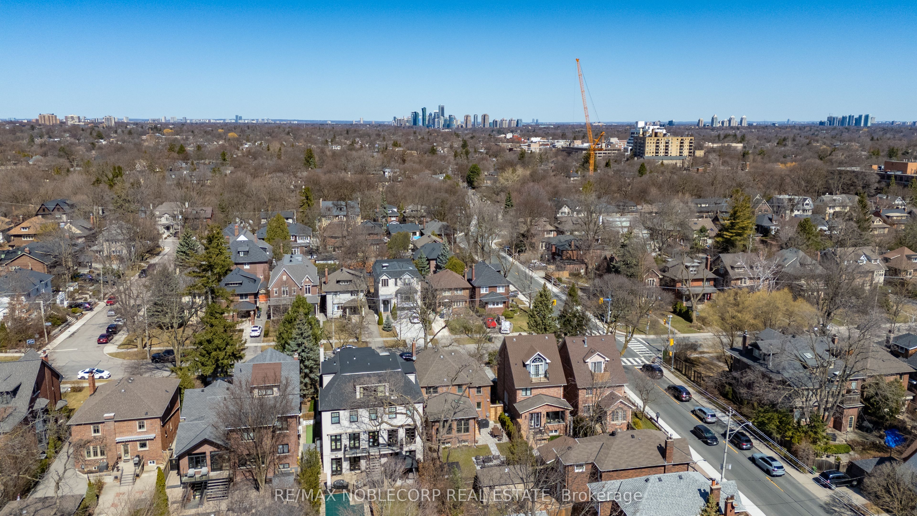 809-811 Duplex Avenue Property Photo 14