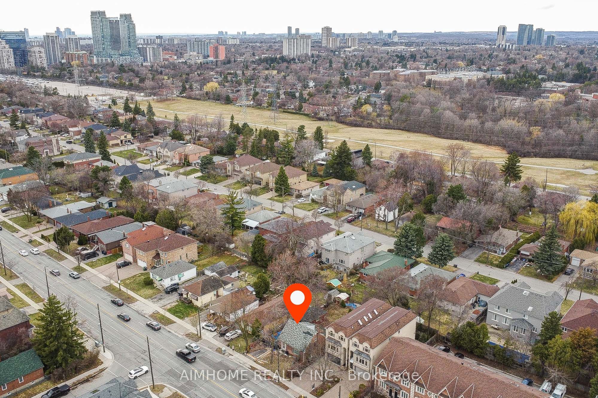192a-192b Finch Avenue Property Photo 4
