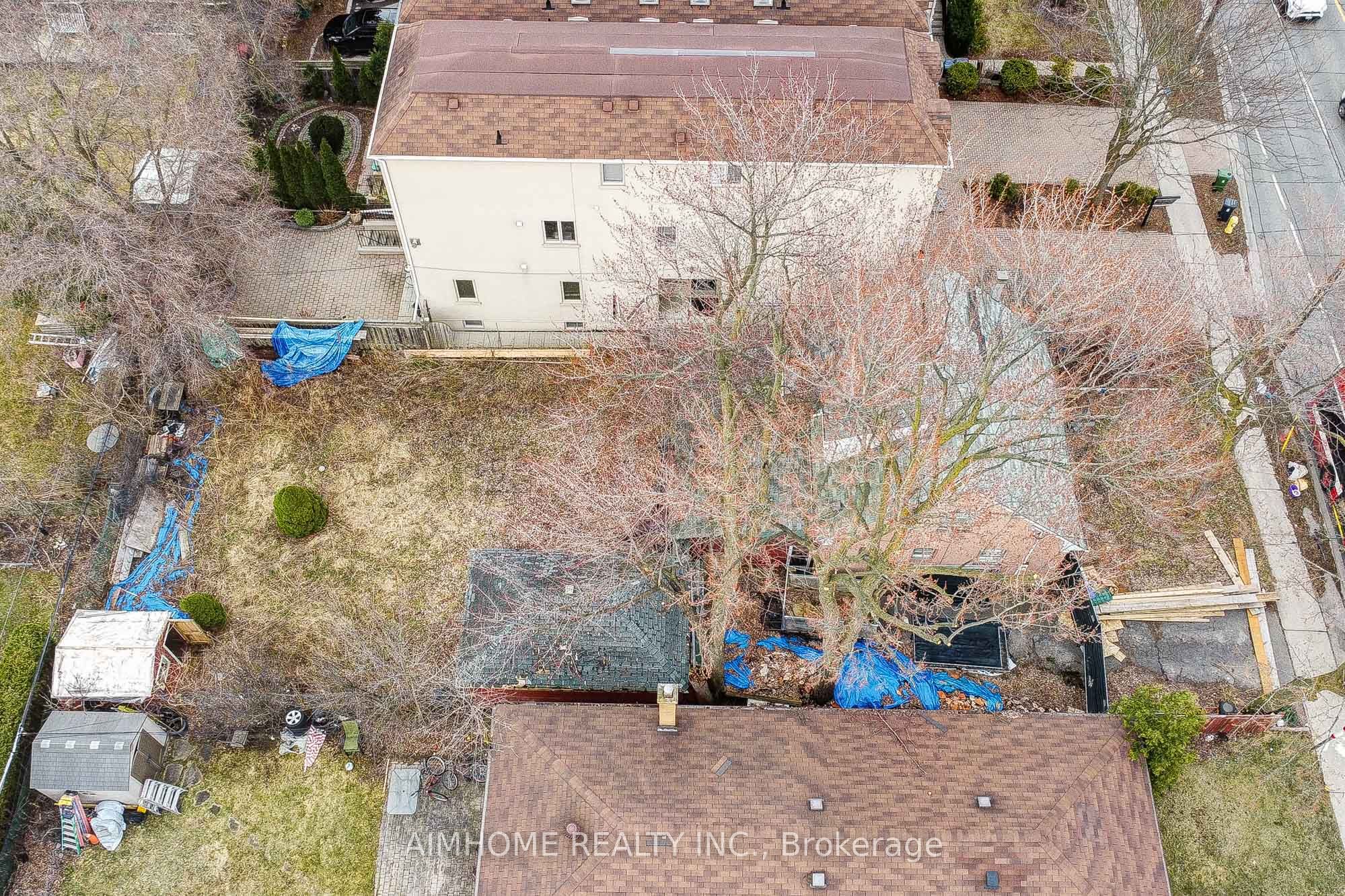 192a-192b Finch Avenue Property Photo 18