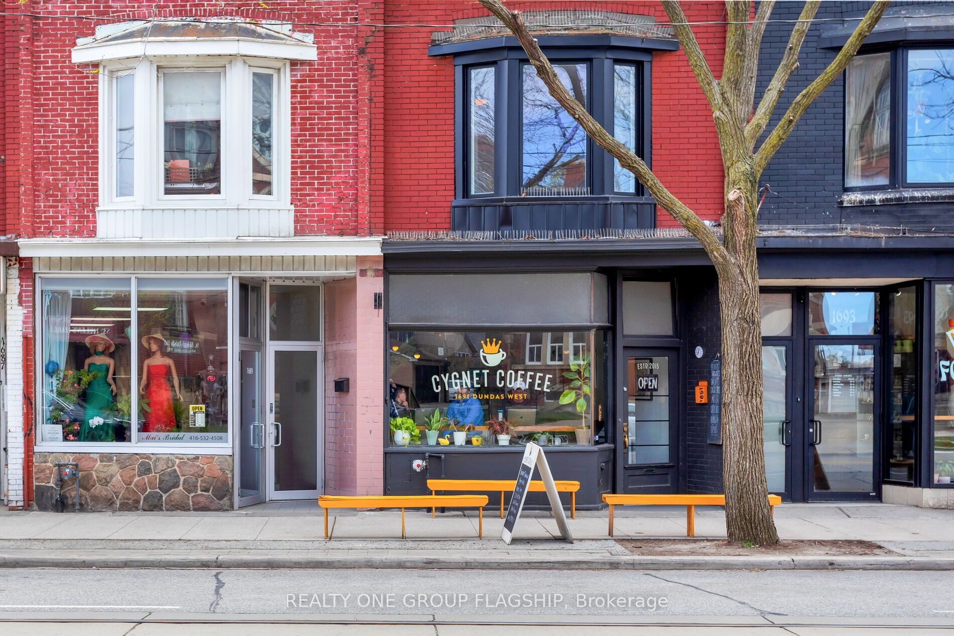 1691 Dundas Street Property Photo 1