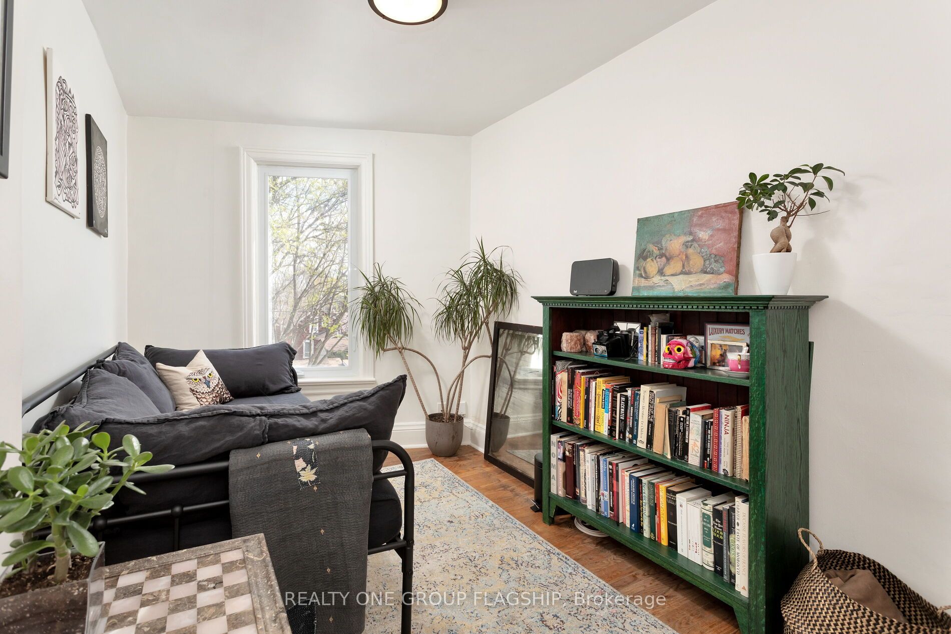 1691 Dundas Street Property Photo 26