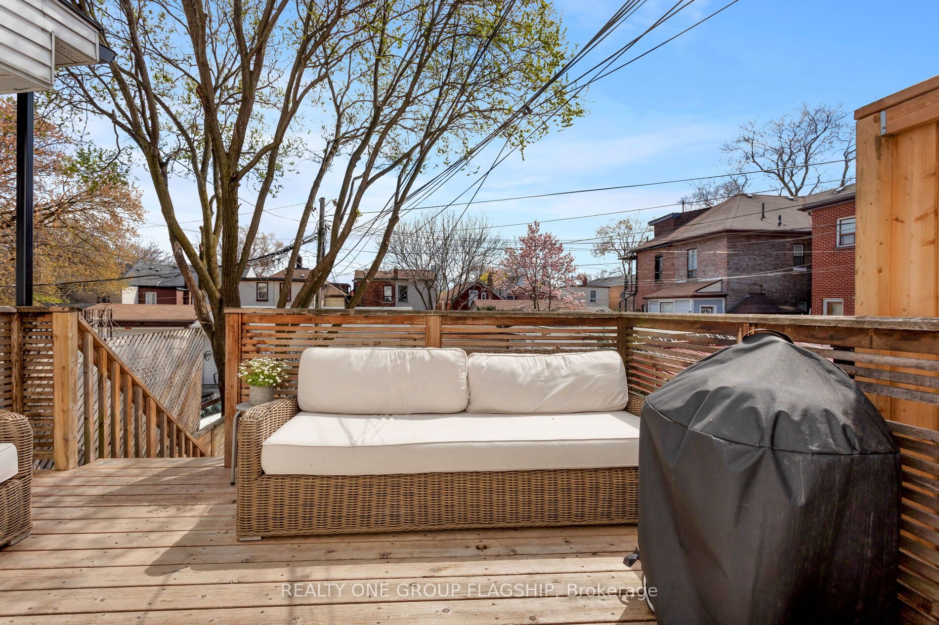 1691 Dundas Street Property Photo 30