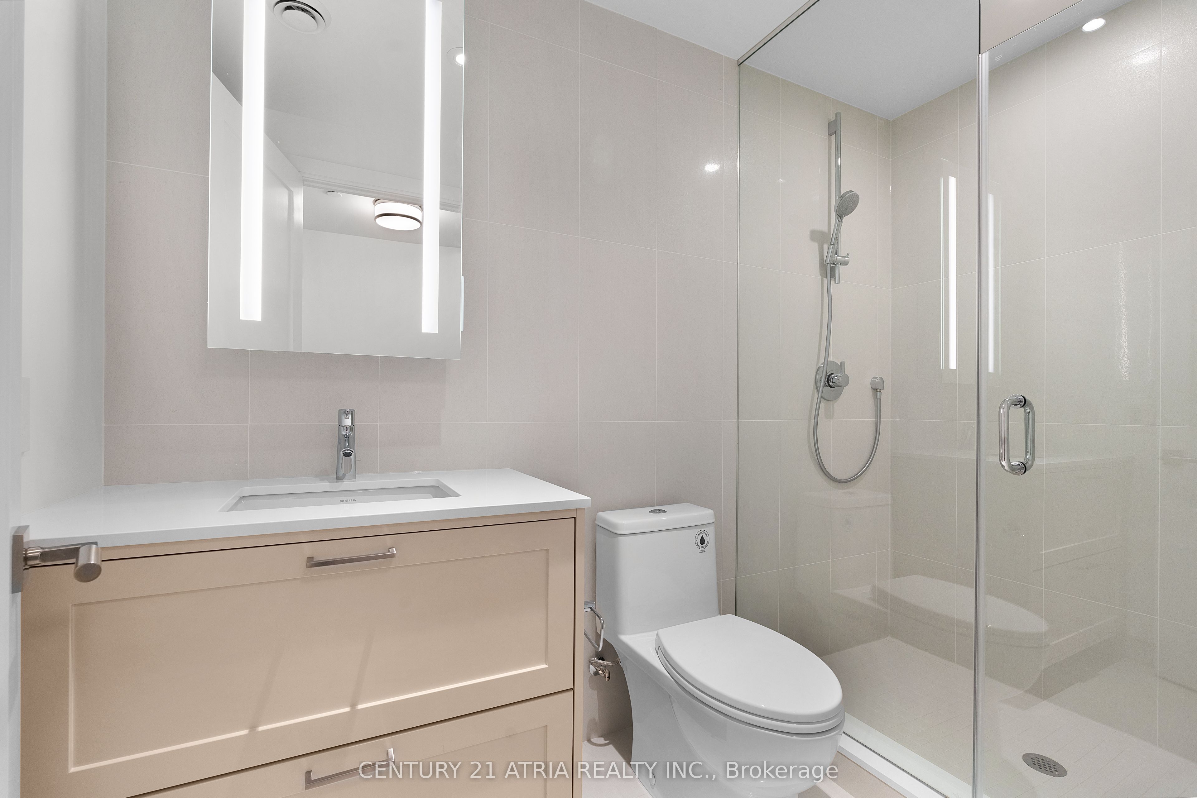 #426 - 155 Merchants' Wharf Property Photo 5