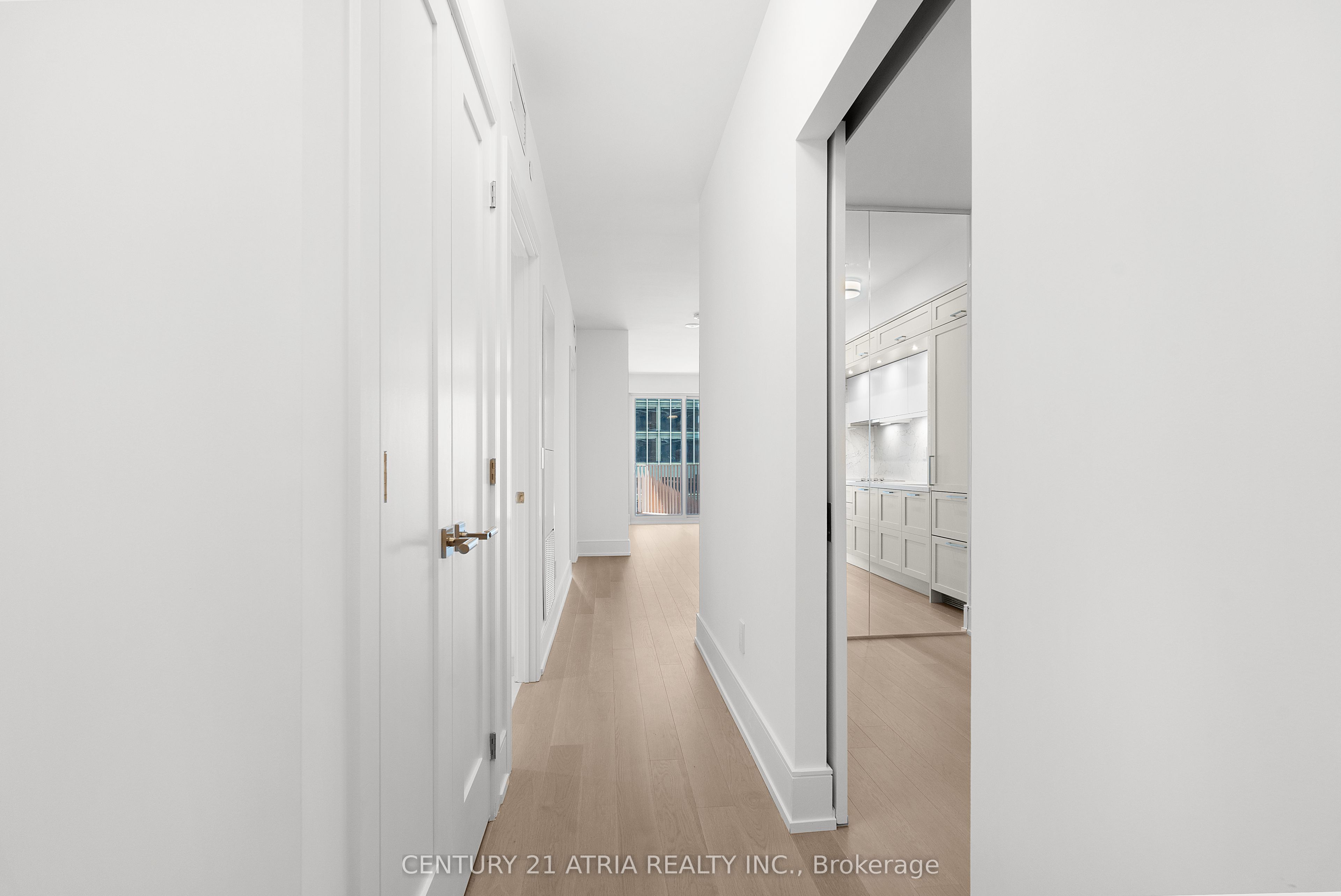 #426 - 155 Merchants' Wharf Property Photo 6