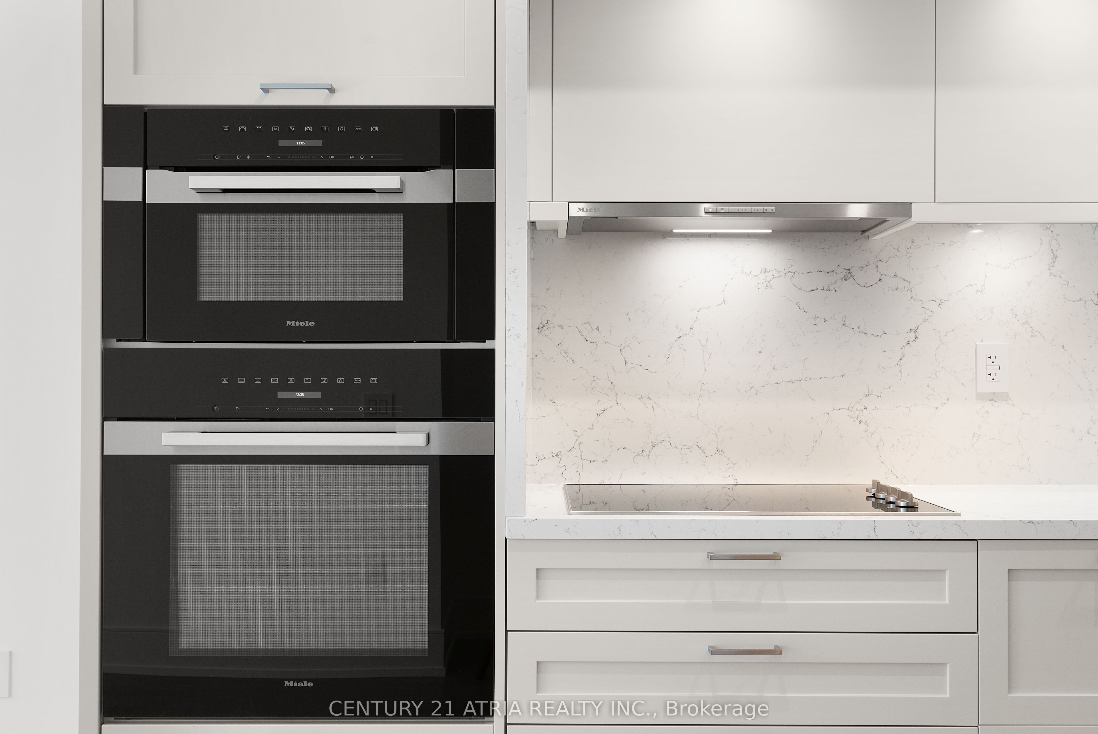 #426 - 155 Merchants' Wharf Property Photo 13