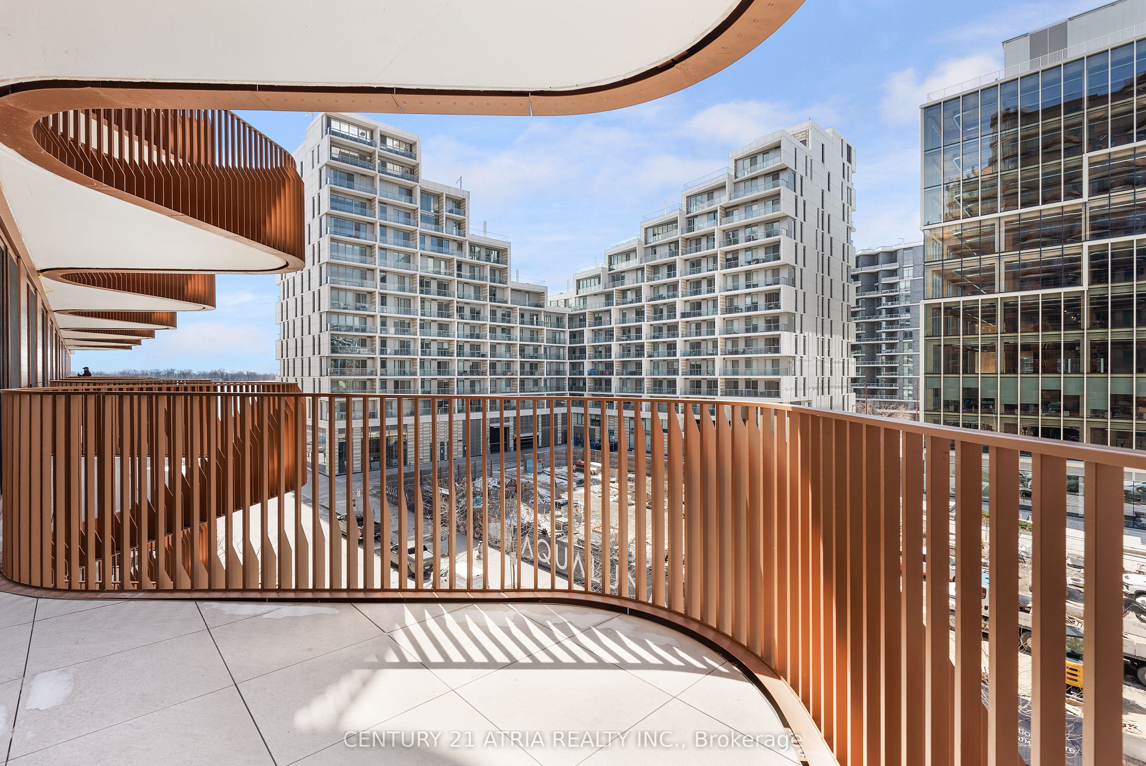 #426 - 155 Merchants' Wharf Property Photo 17