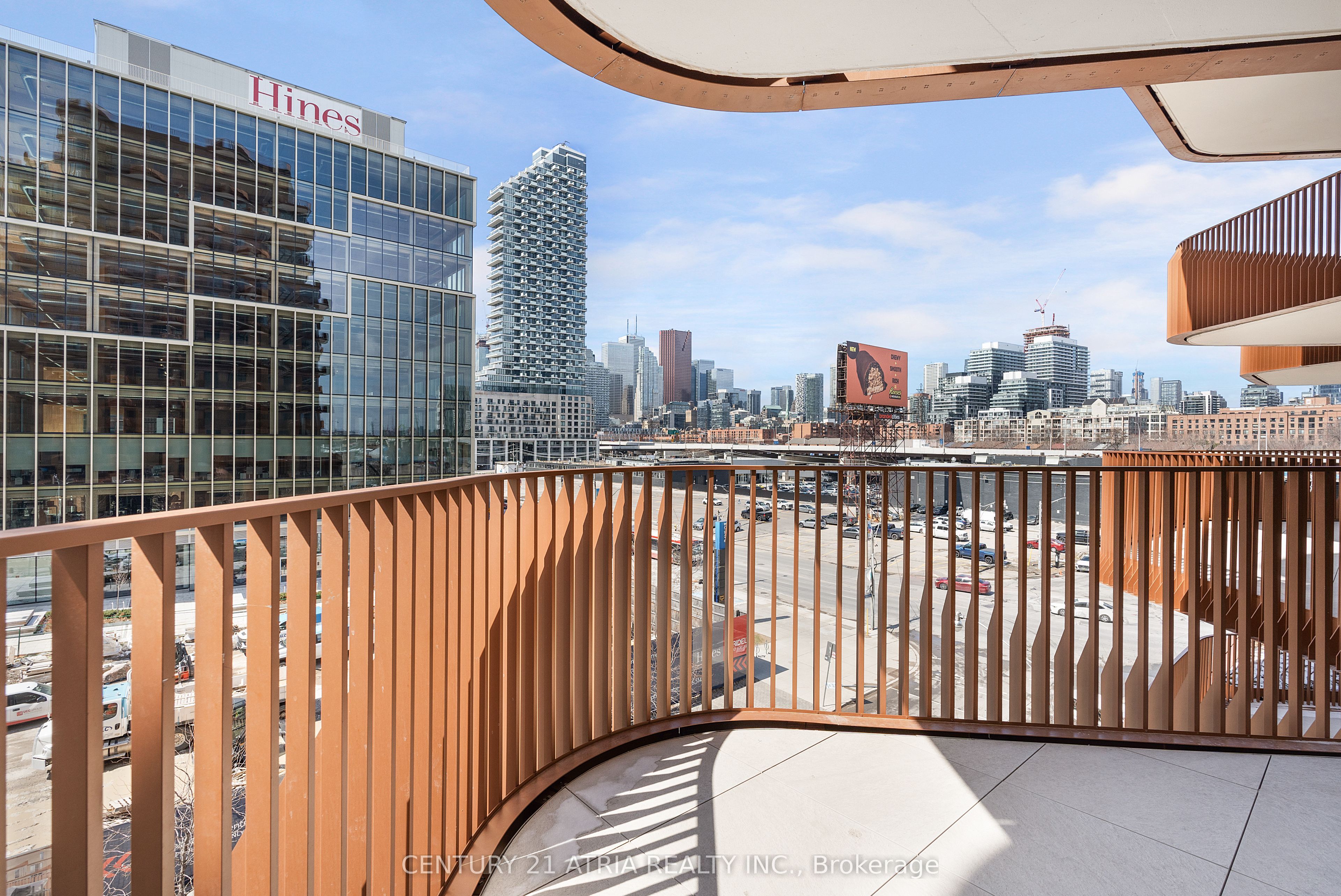 #426 - 155 Merchants' Wharf Property Photo 18