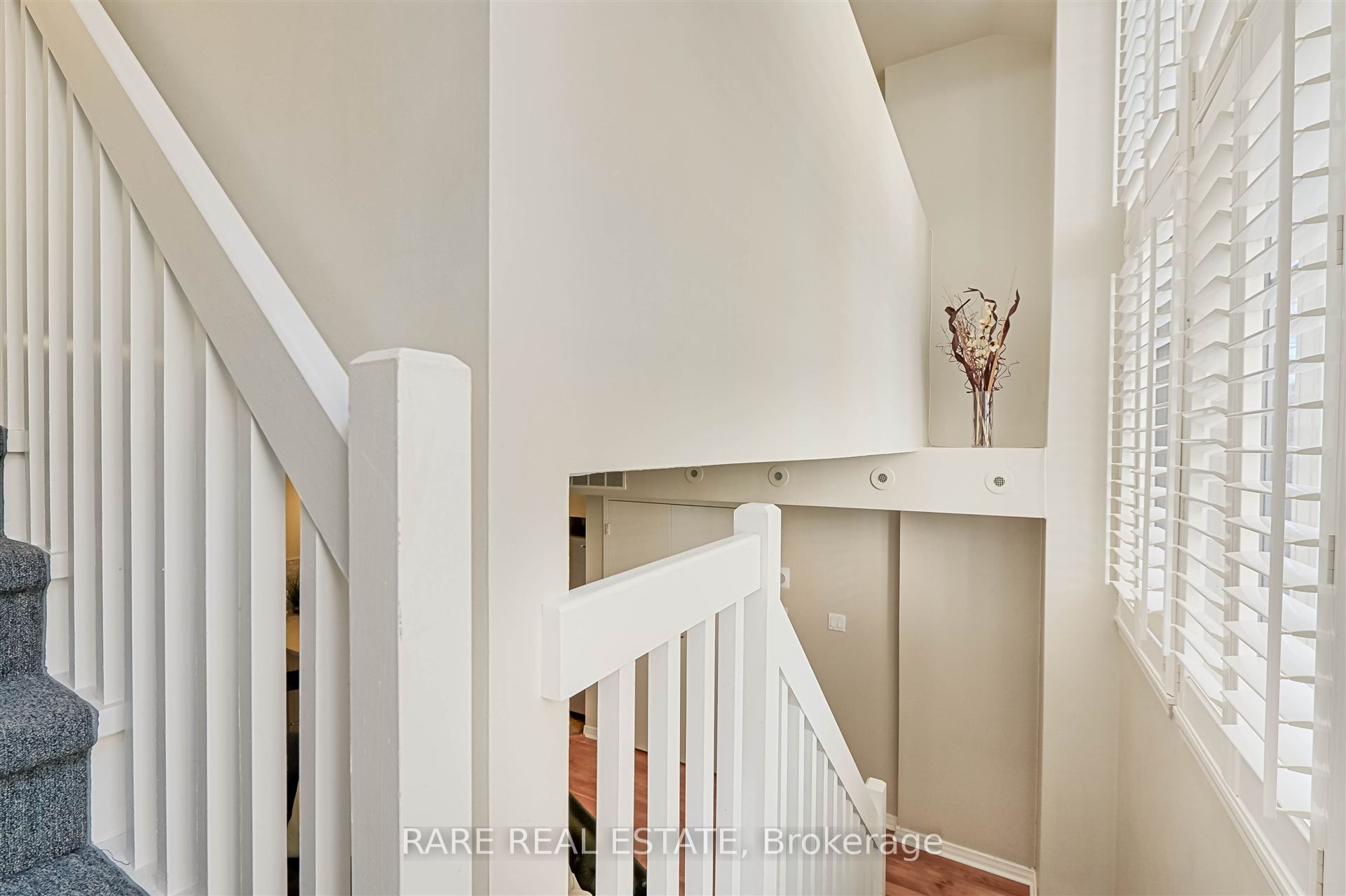 38 Western Battery Road 612 Property Photo 6