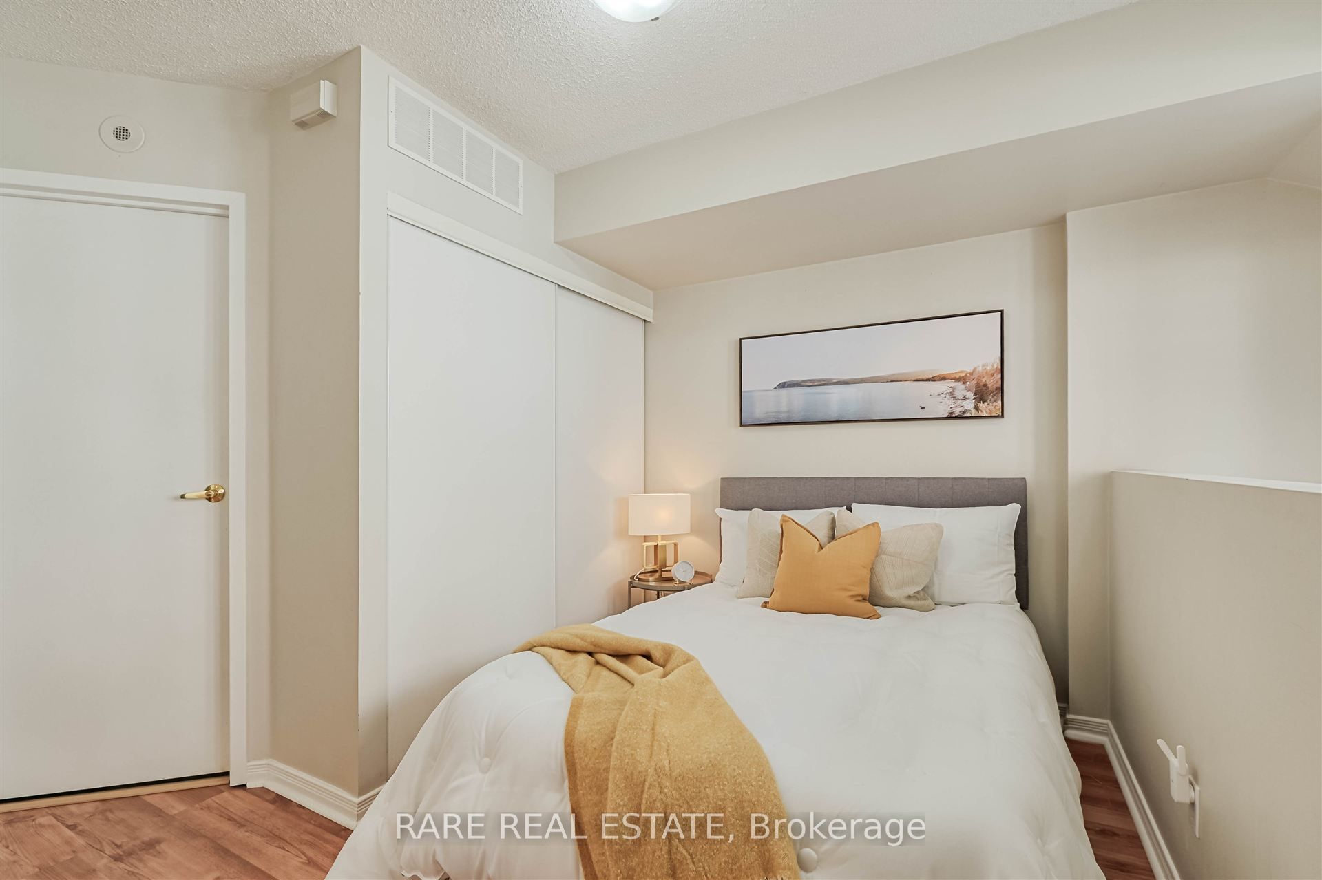 38 Western Battery Road 612 Property Photo 16