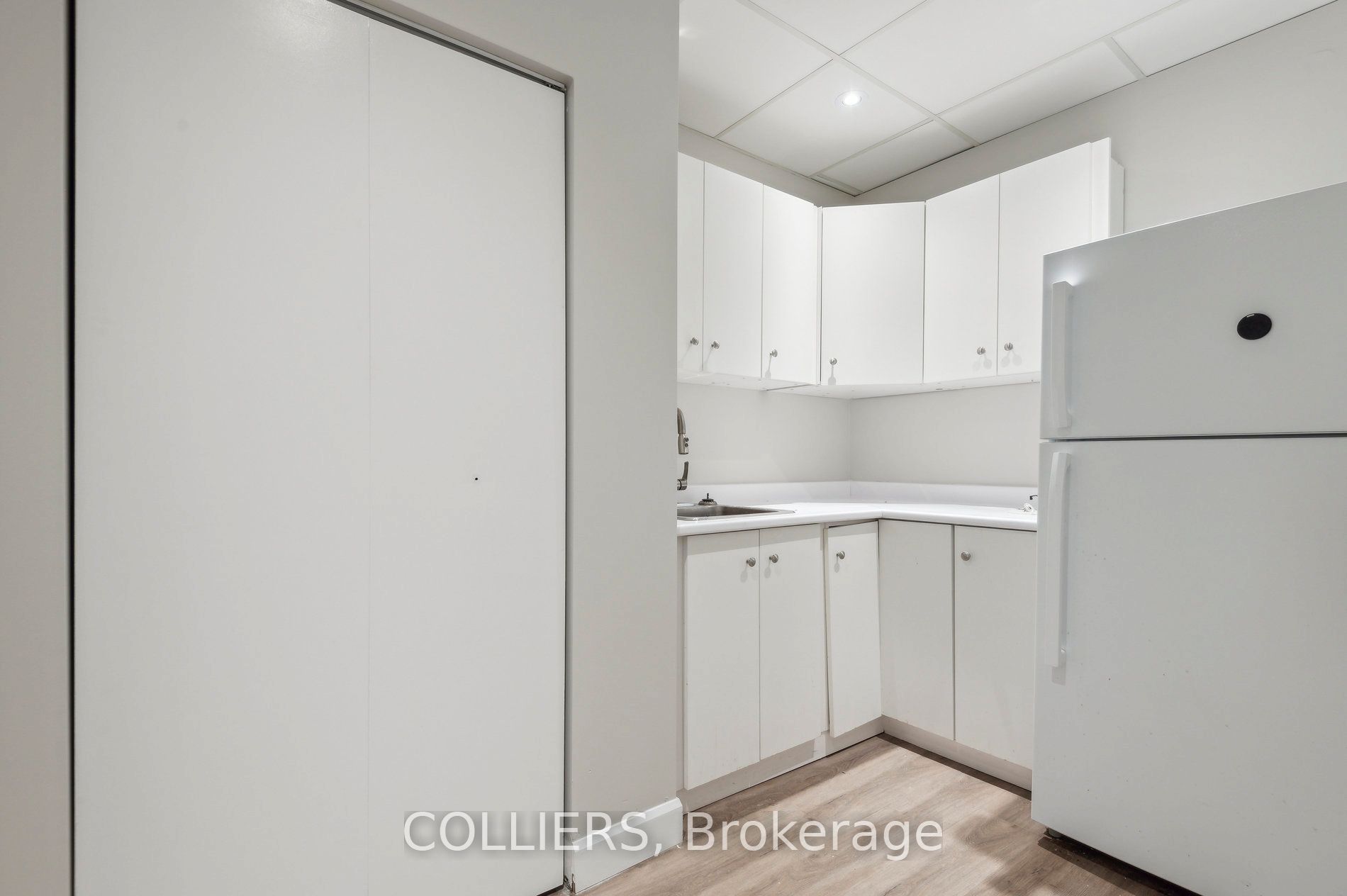 #638 - 121 Richmond Street Property Photo 12