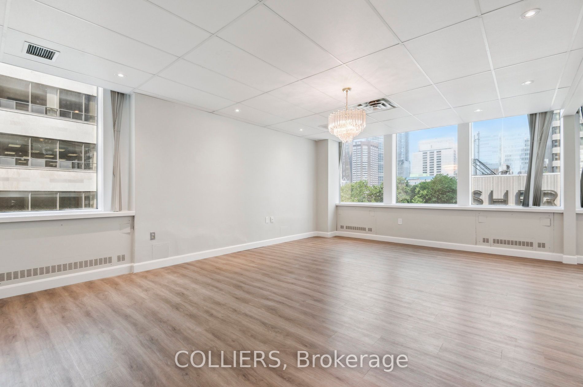 #638 - 121 Richmond Street Property Photo 14