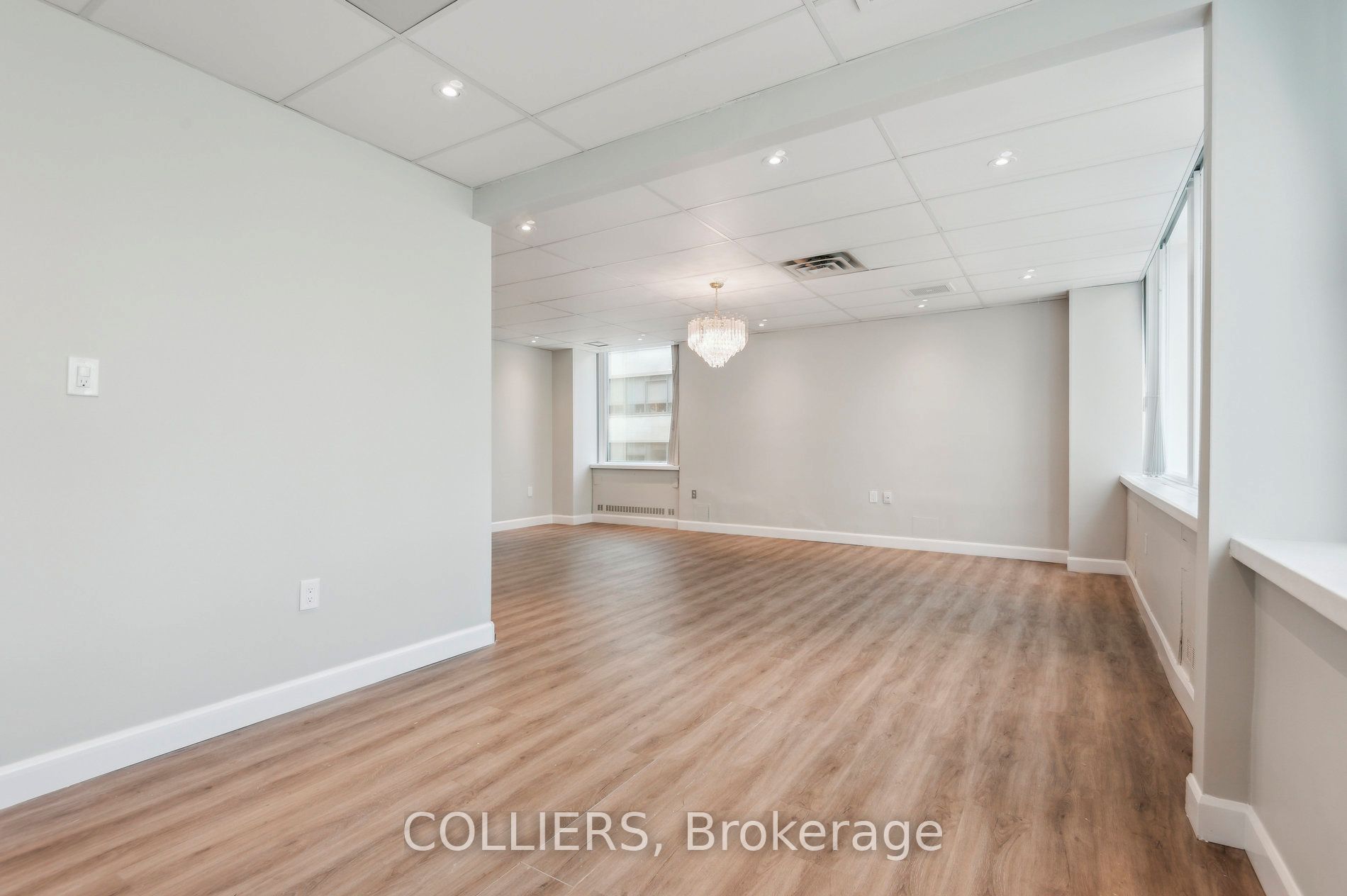 #638 - 121 Richmond Street Property Photo 18