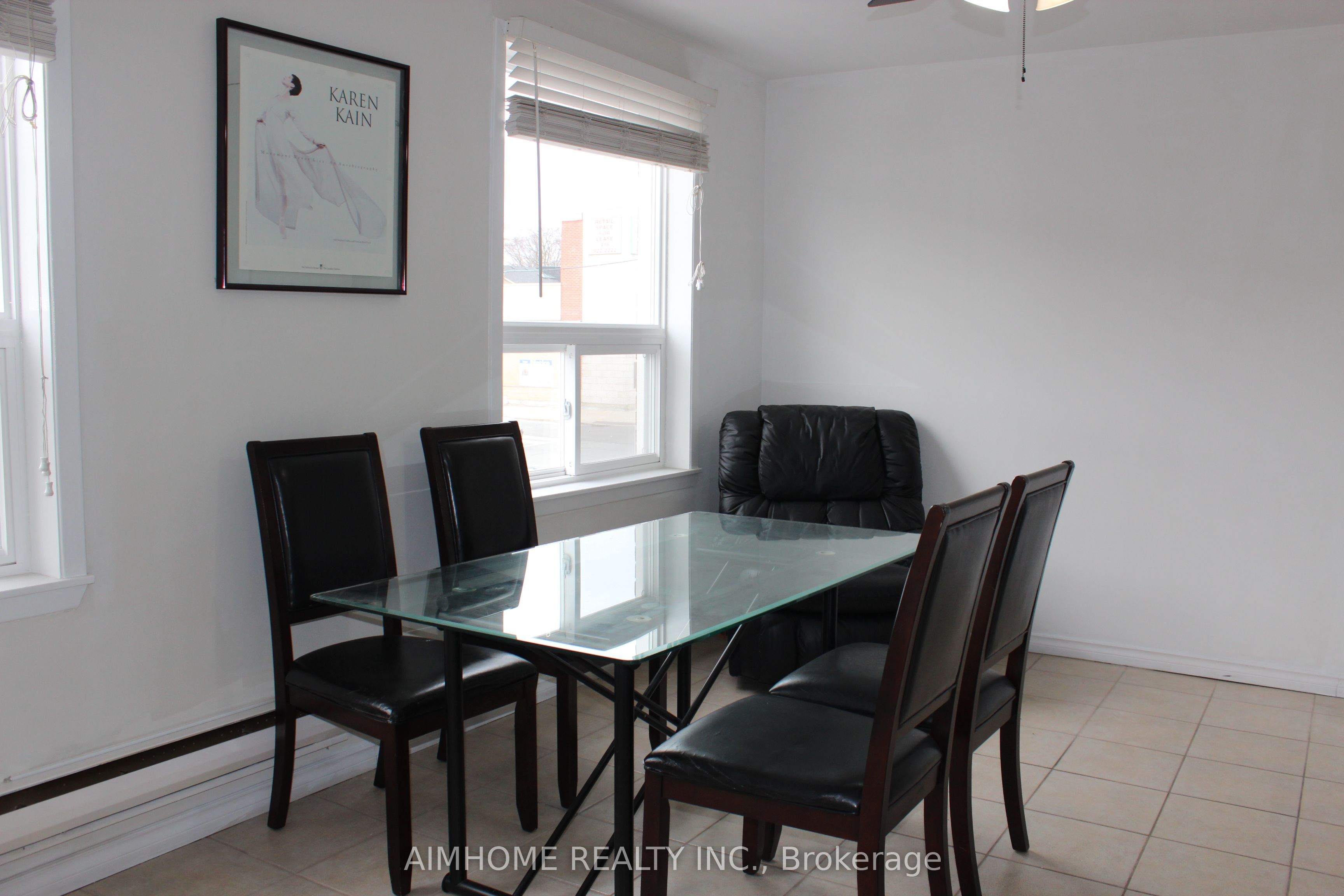 1483 Eglinton Avenue W Apt 1 Property Photo 4