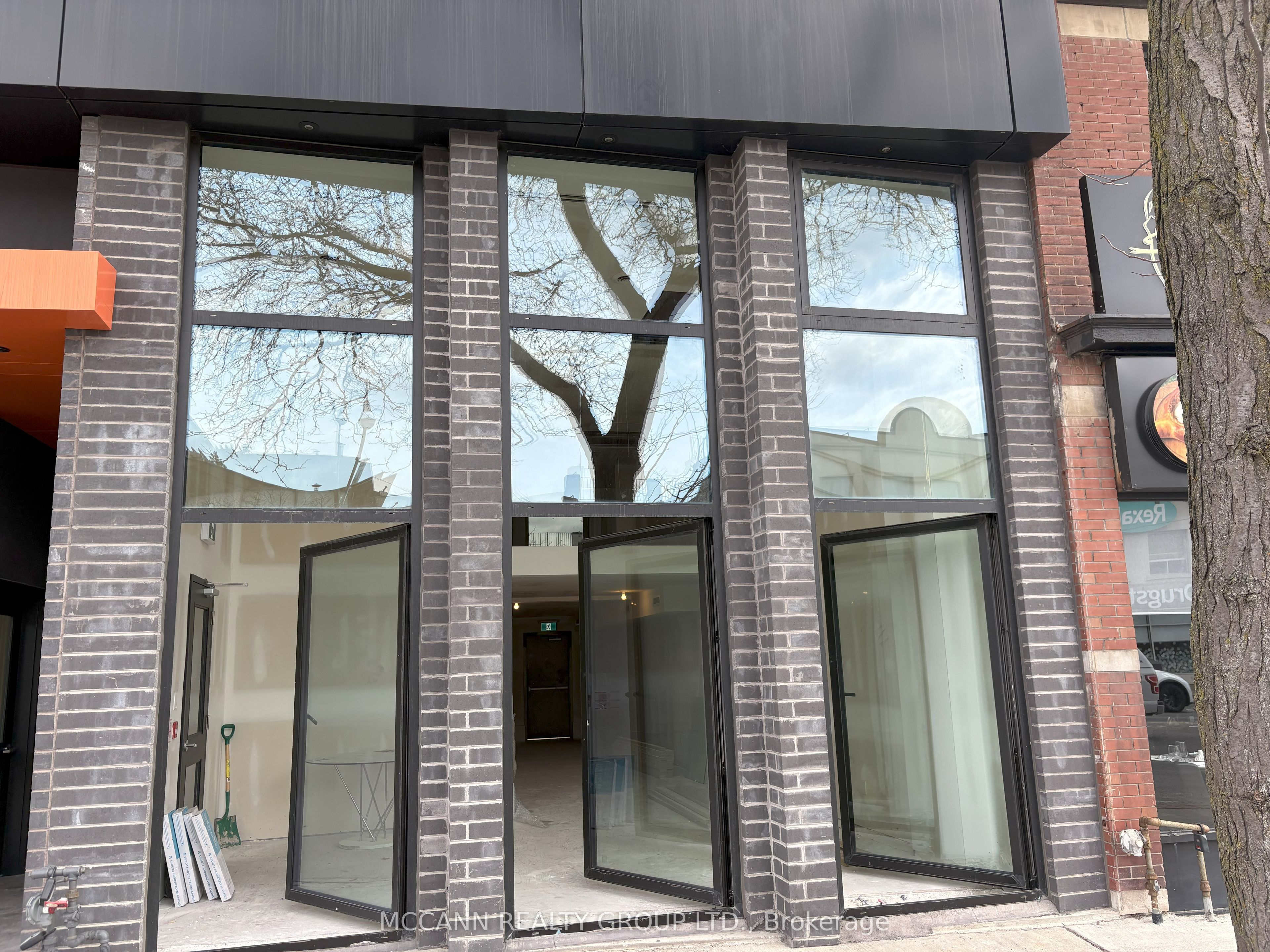 #2 - 3429 Yonge Street Property Photo 2