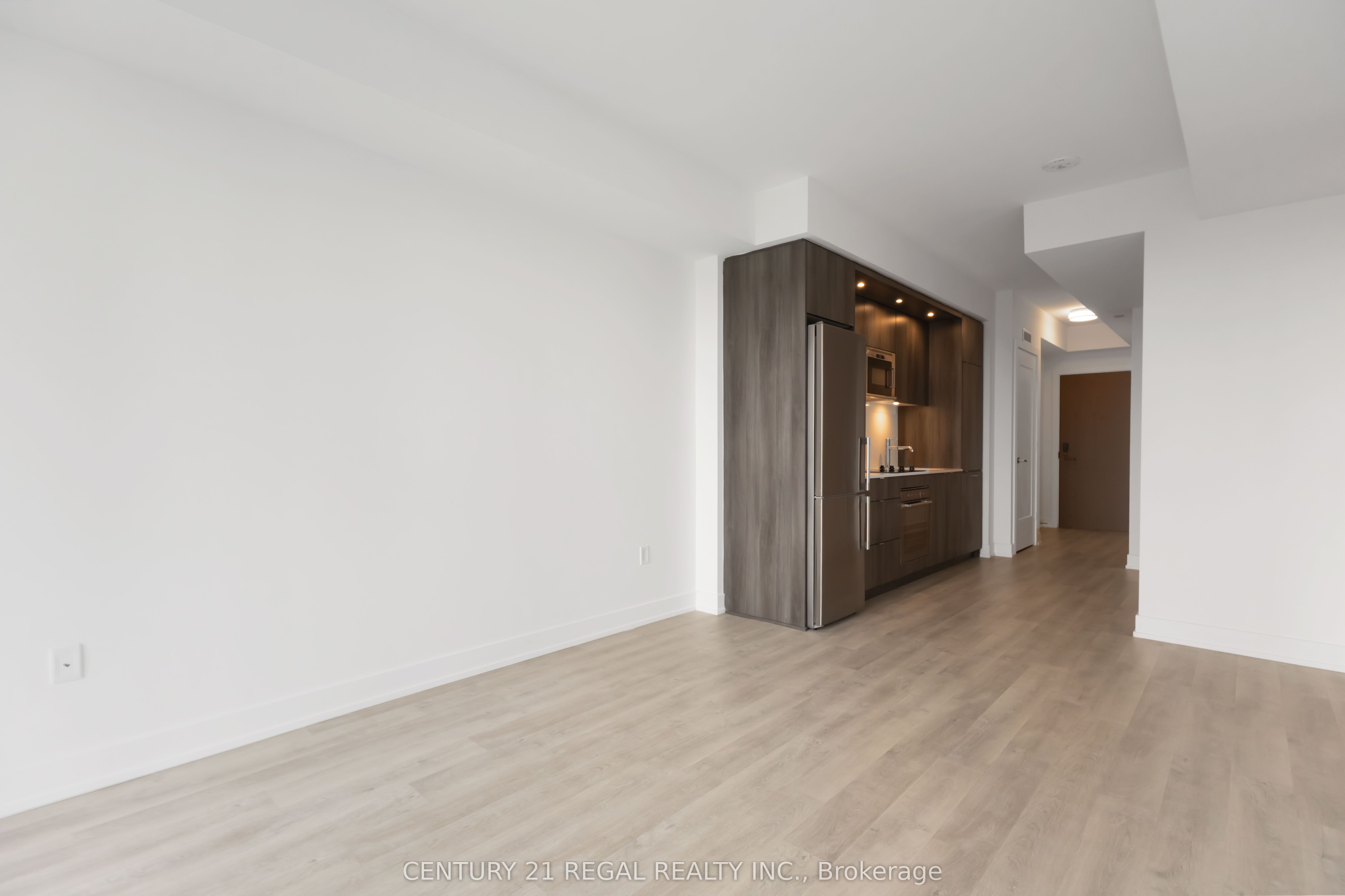 30 Inn On The Park Drive 1707 Property Photo 16