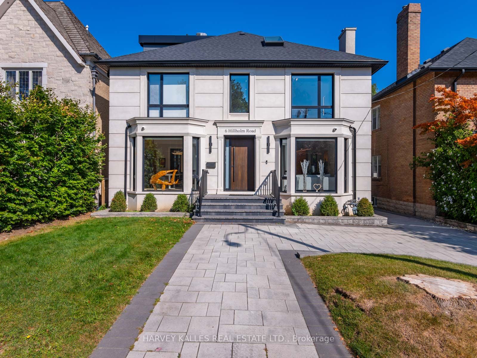 6 Hillholm Road Property Photo 1