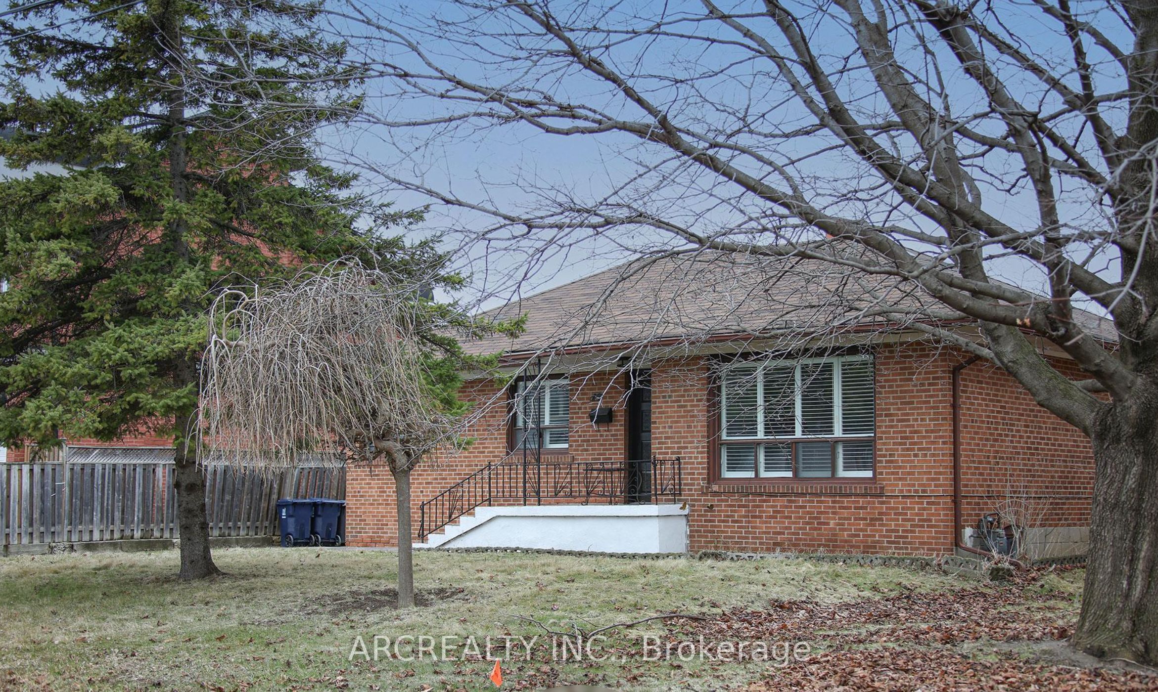 16 Faith Avenue Property Photo 2