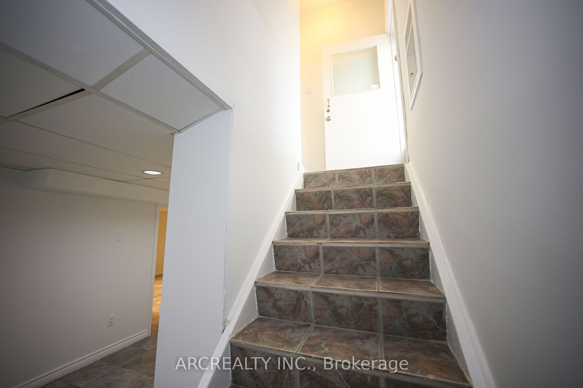 16 Faith Avenue Property Photo 21