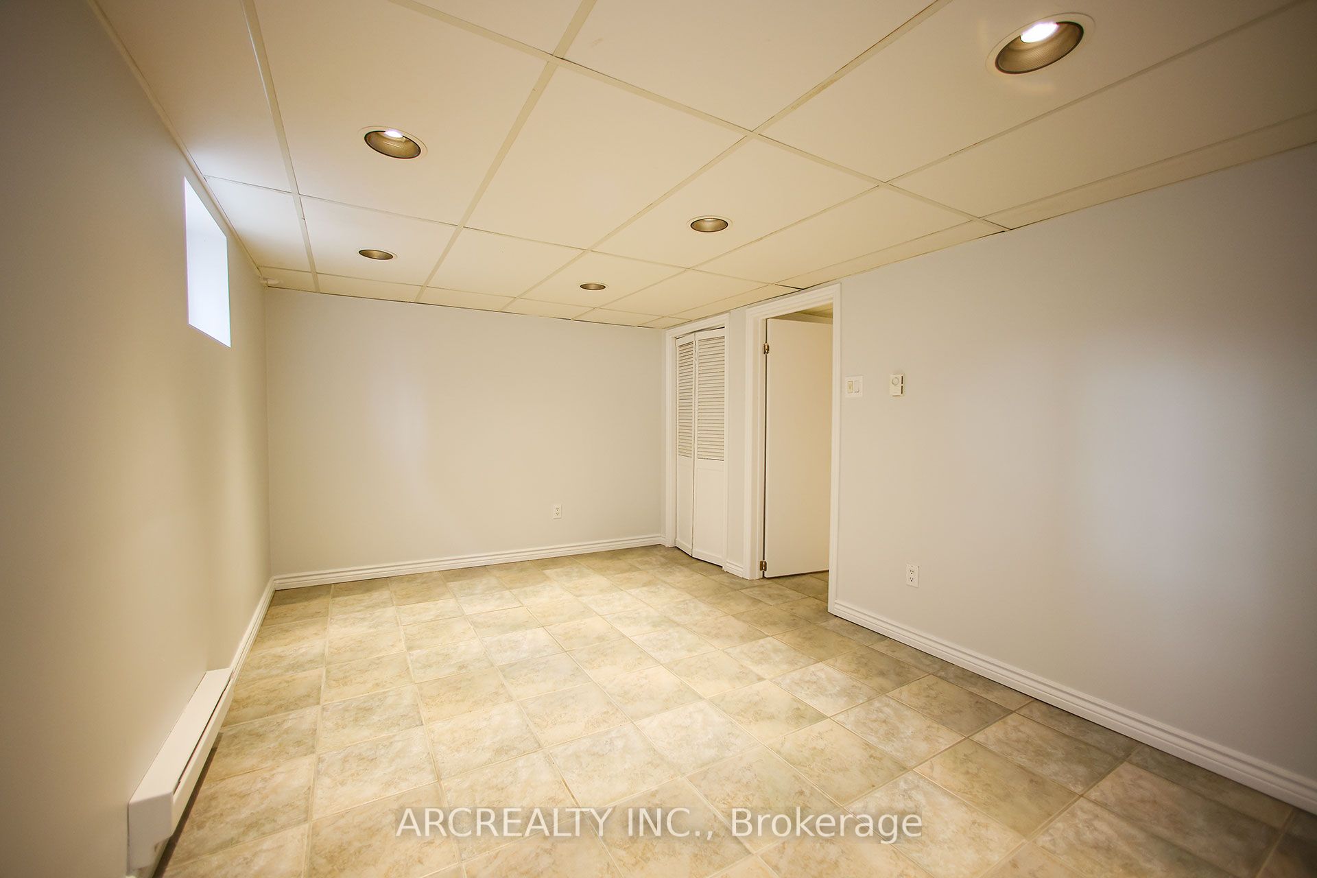 16 Faith Avenue Property Photo 28