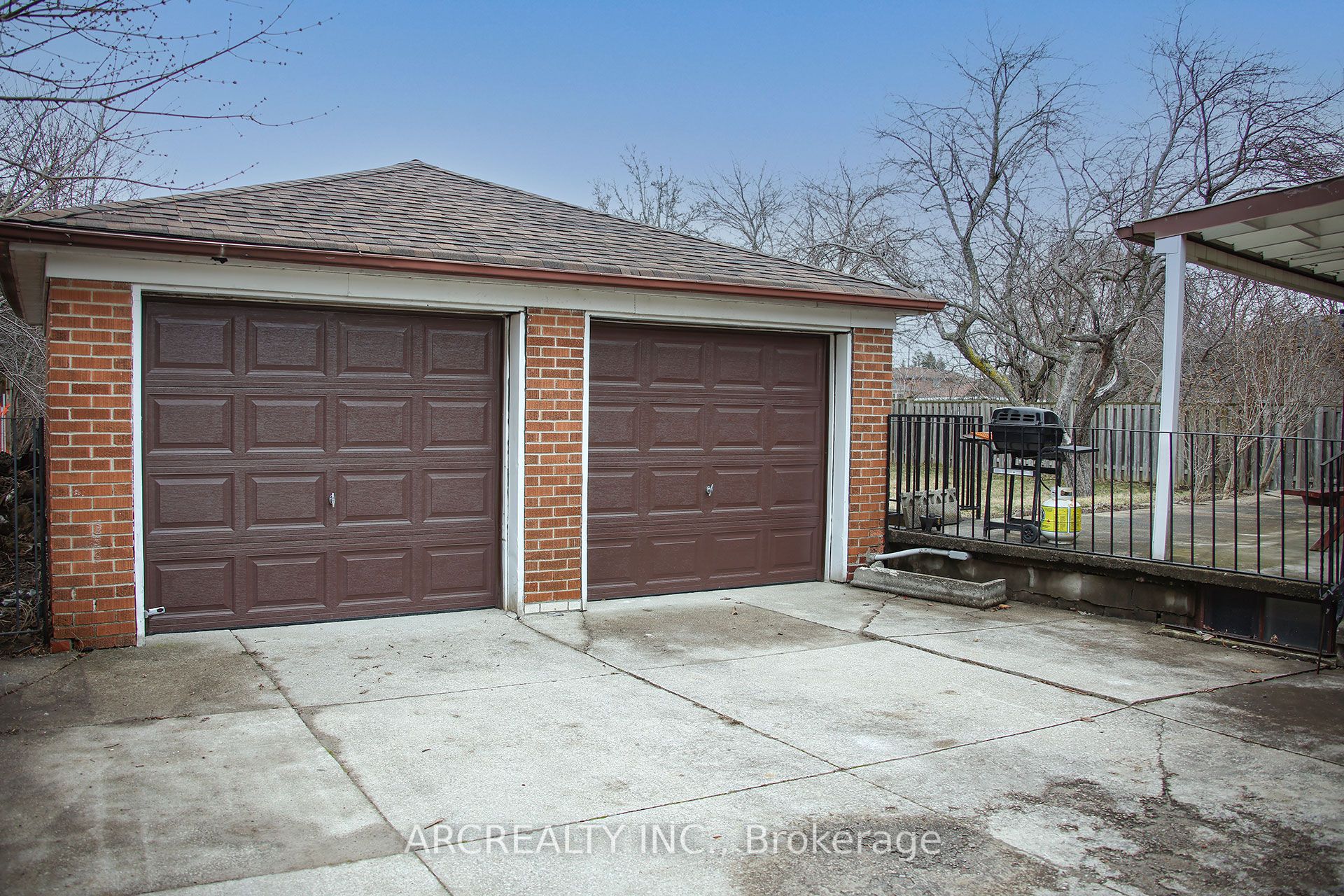 16 Faith Avenue Property Photo 34
