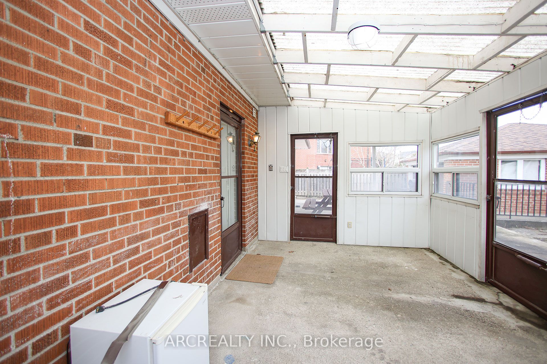 16 Faith Avenue Property Photo 38