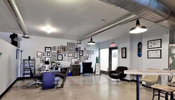 #200 - 1269 Dundas Street Property Photo 2