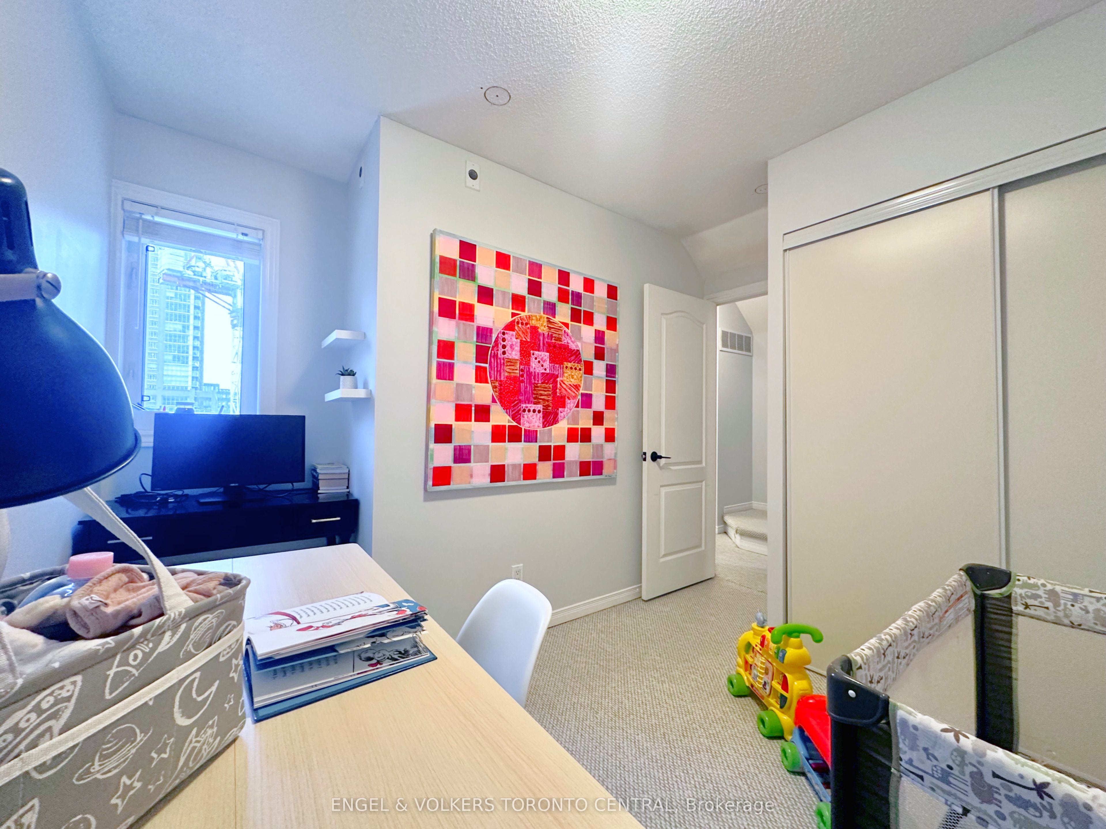 #603 - 12 Sudbury Street Property Photo 10