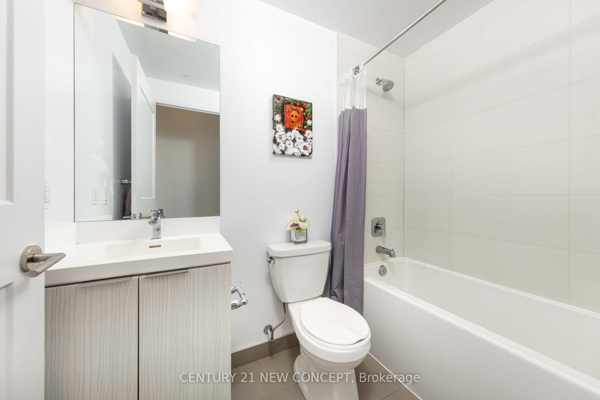 25 Holly Street 1503 Property Photo 7