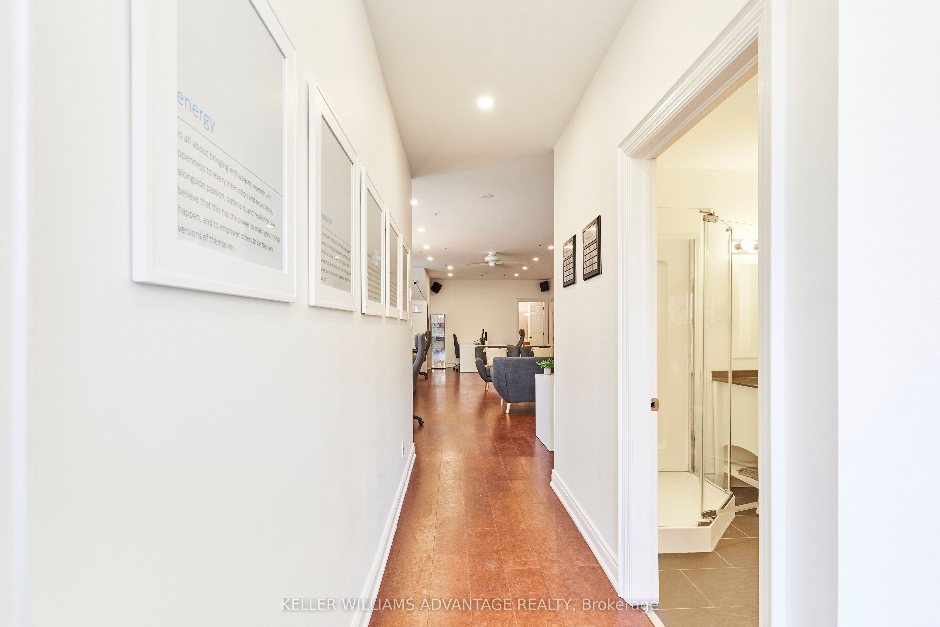 477 Davisville Avenue Property Photo 11