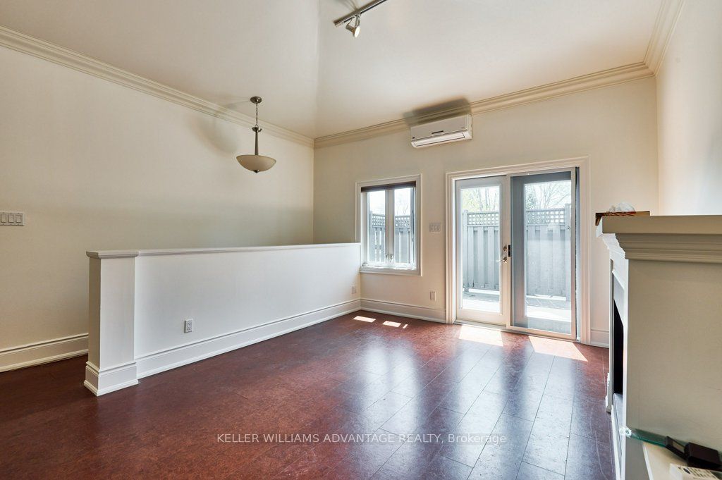 477 Davisville Avenue Property Photo 33
