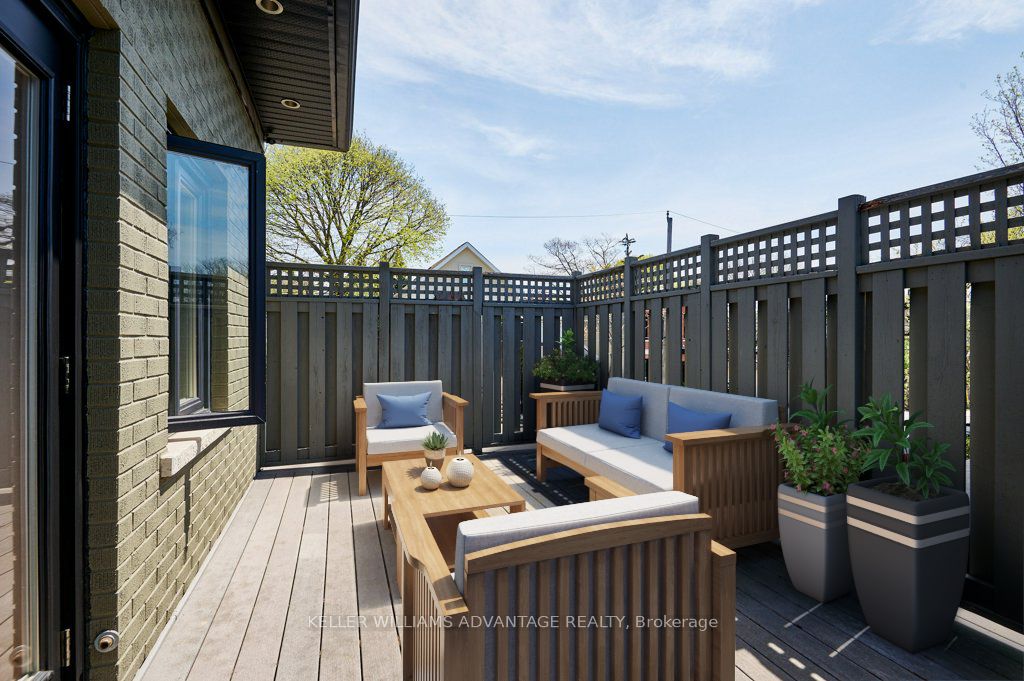 477 Davisville Avenue Property Photo 35