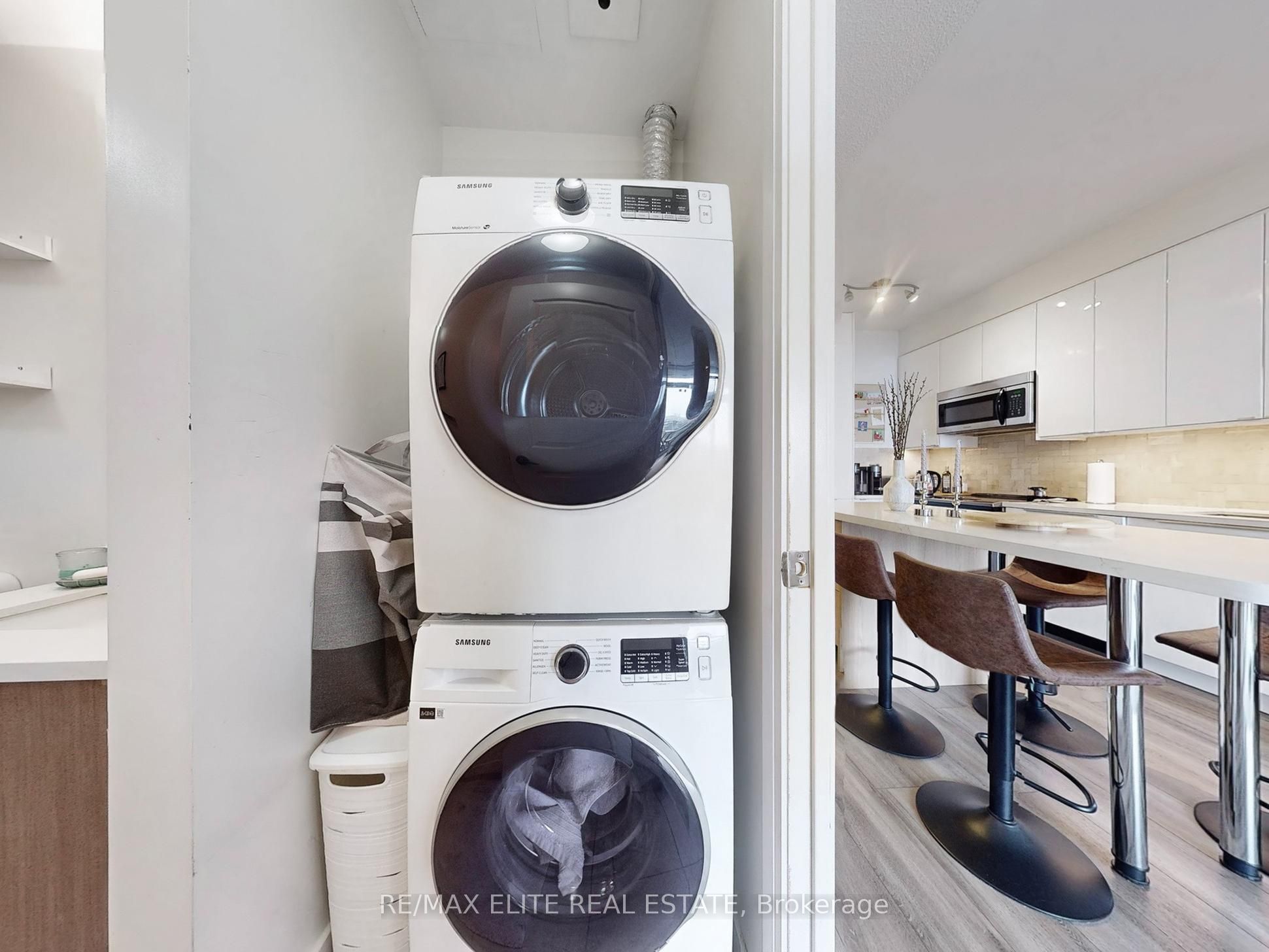 23 Sheppard Avenue E 2306 Property Photo 24