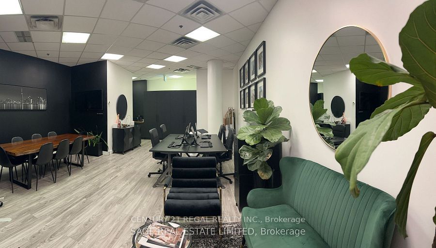 #m6 - 622 College Street Property Photo 1