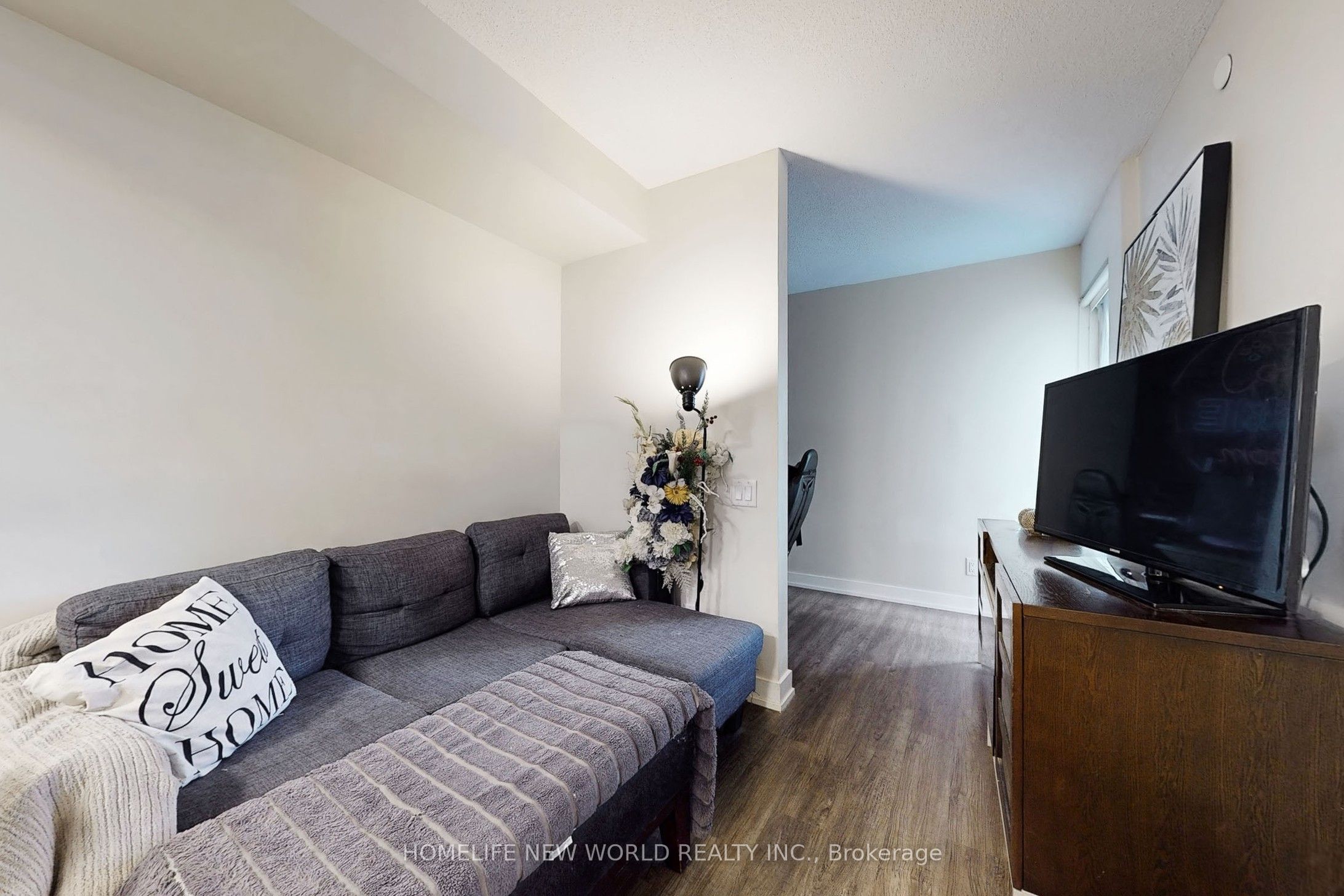 38 Monte Kwinter Court 601 Property Photo 14
