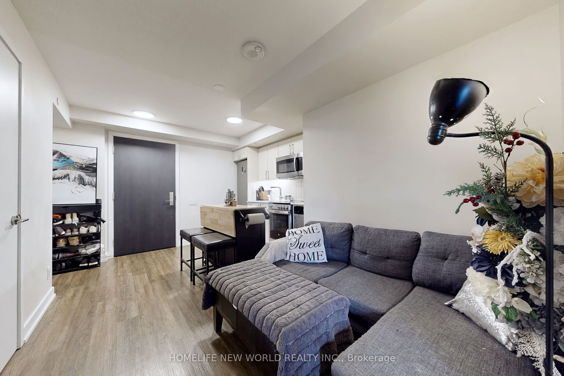 38 Monte Kwinter Court 601 Property Photo 15