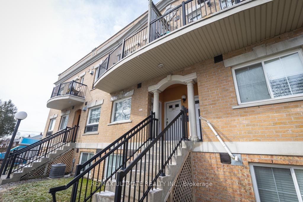 #207 - 1785 Eglinton Avenue Property Photo 1