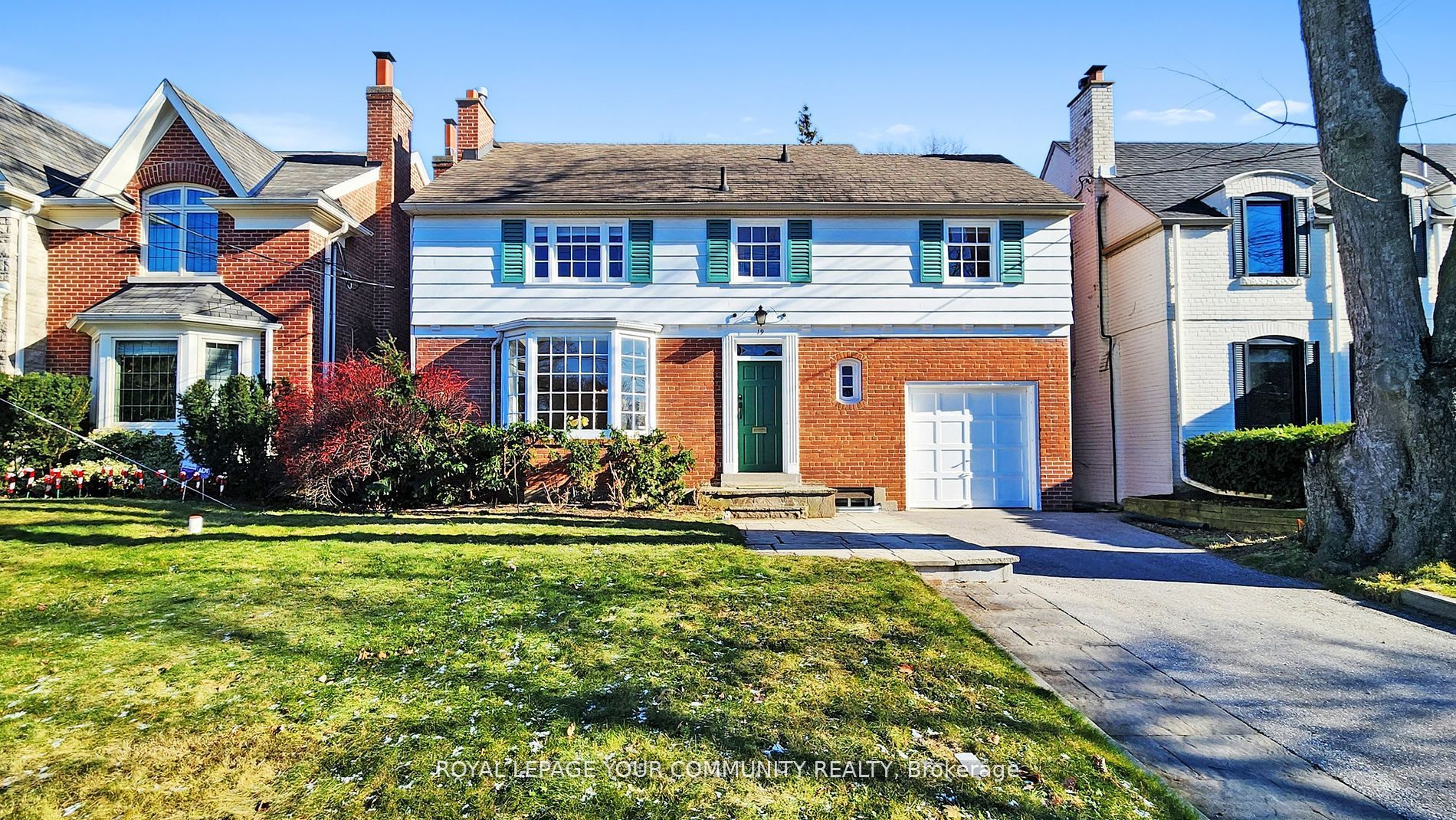 19 Strathgowan Crescent Property Photo 1